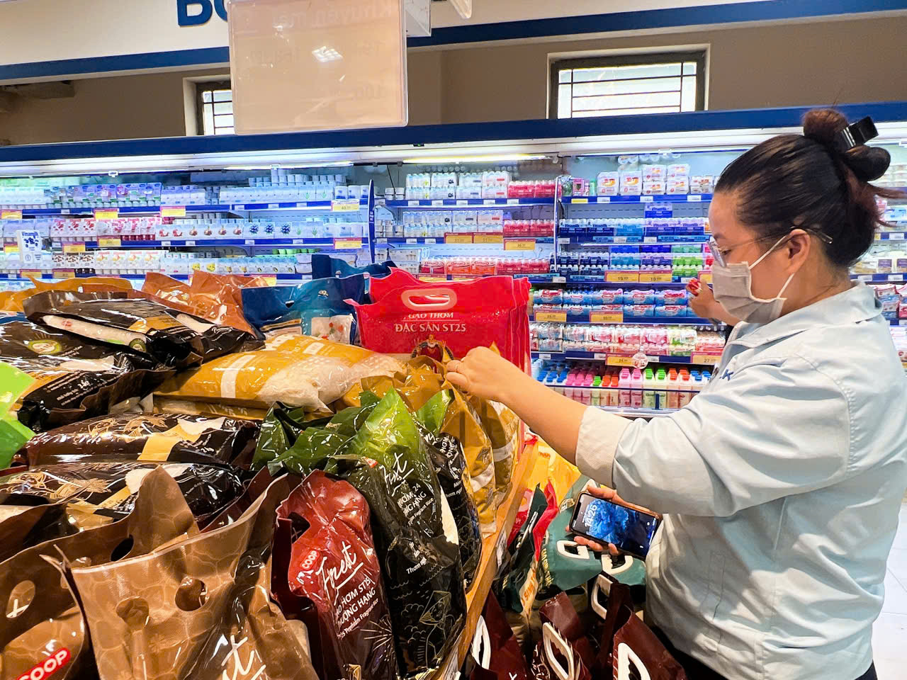 Tiếp tục triển khai hiệu quả Cuộc vận động "Người Việt Nam ưu tiên dùng hàng Việt Nam"