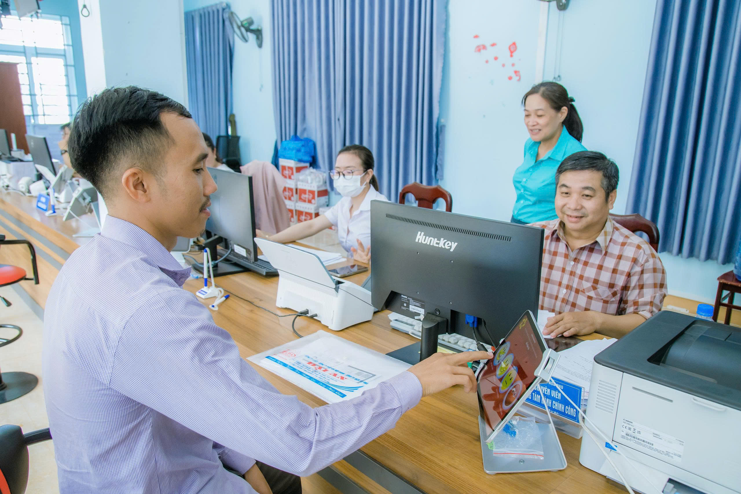 102 xã, phường Đắk Lắk đạt trạng thái “xanh” về chuyển đổi số liên thông