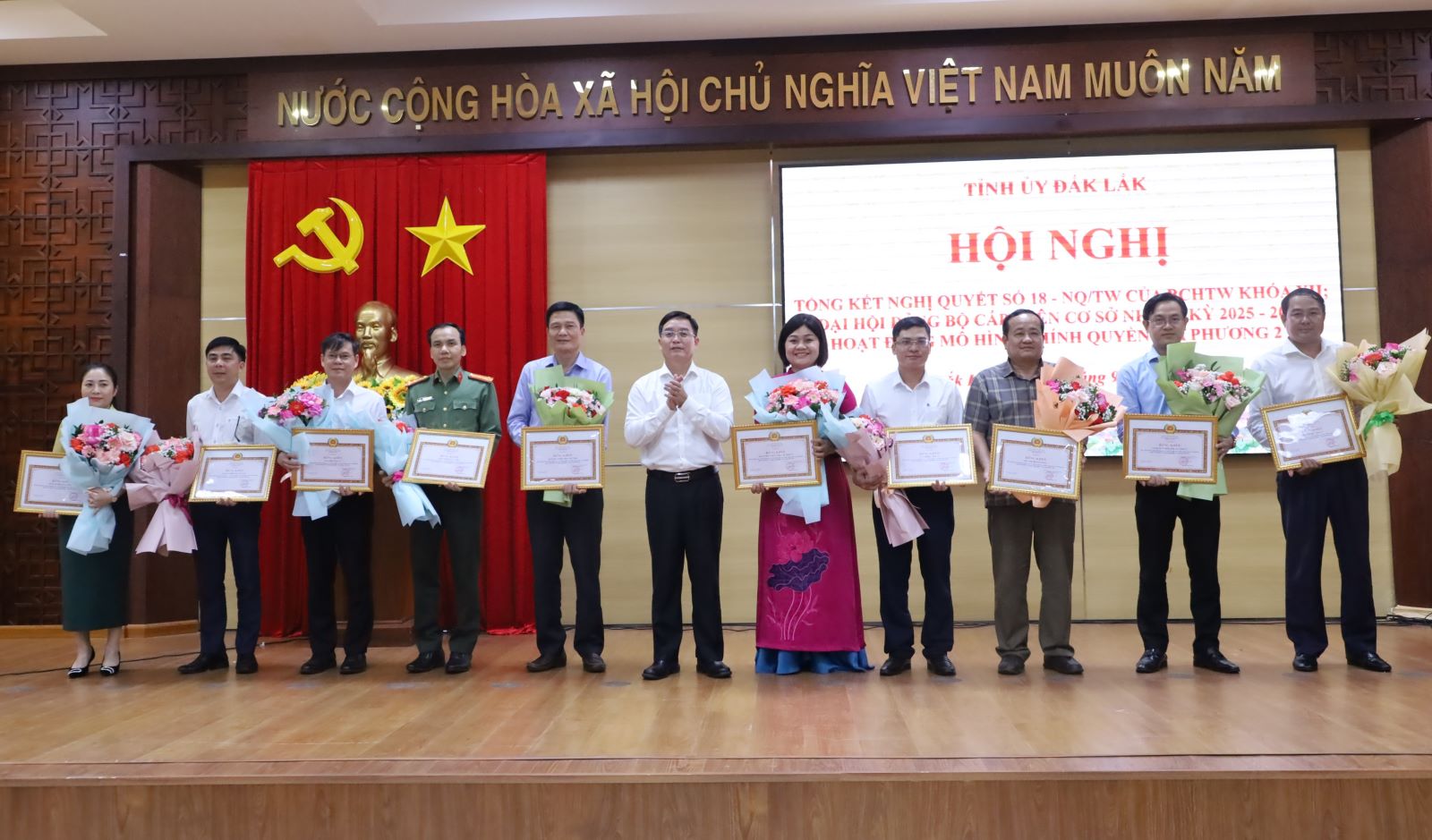 Tiếp tục nâng cao hiệu quả hoạt động của chính quyền địa phương 2 cấp