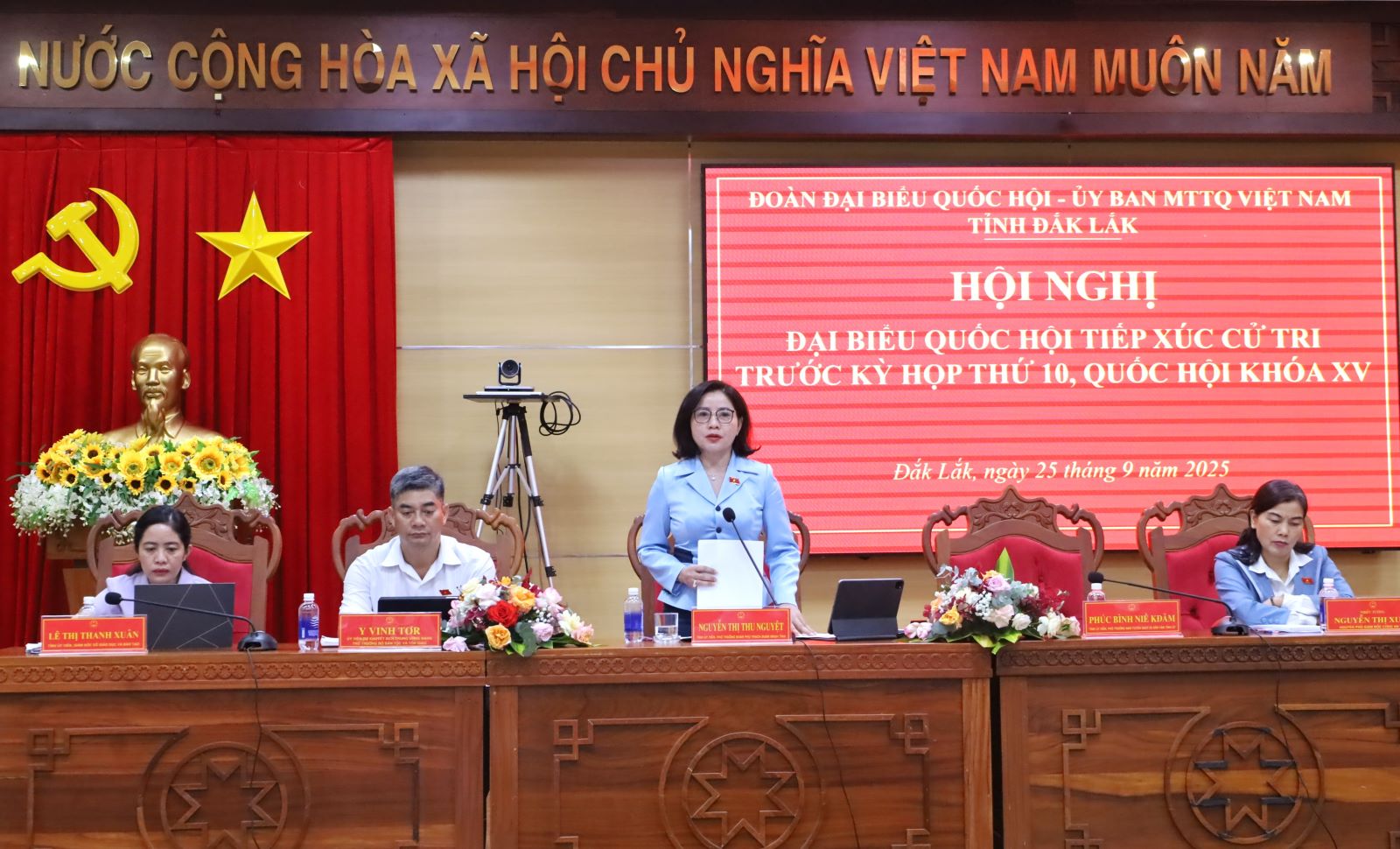 Cử tri kiến nghị nhiều nội dung về phát triển kinh tế - xã hội, thực hiện chế độ chính sách