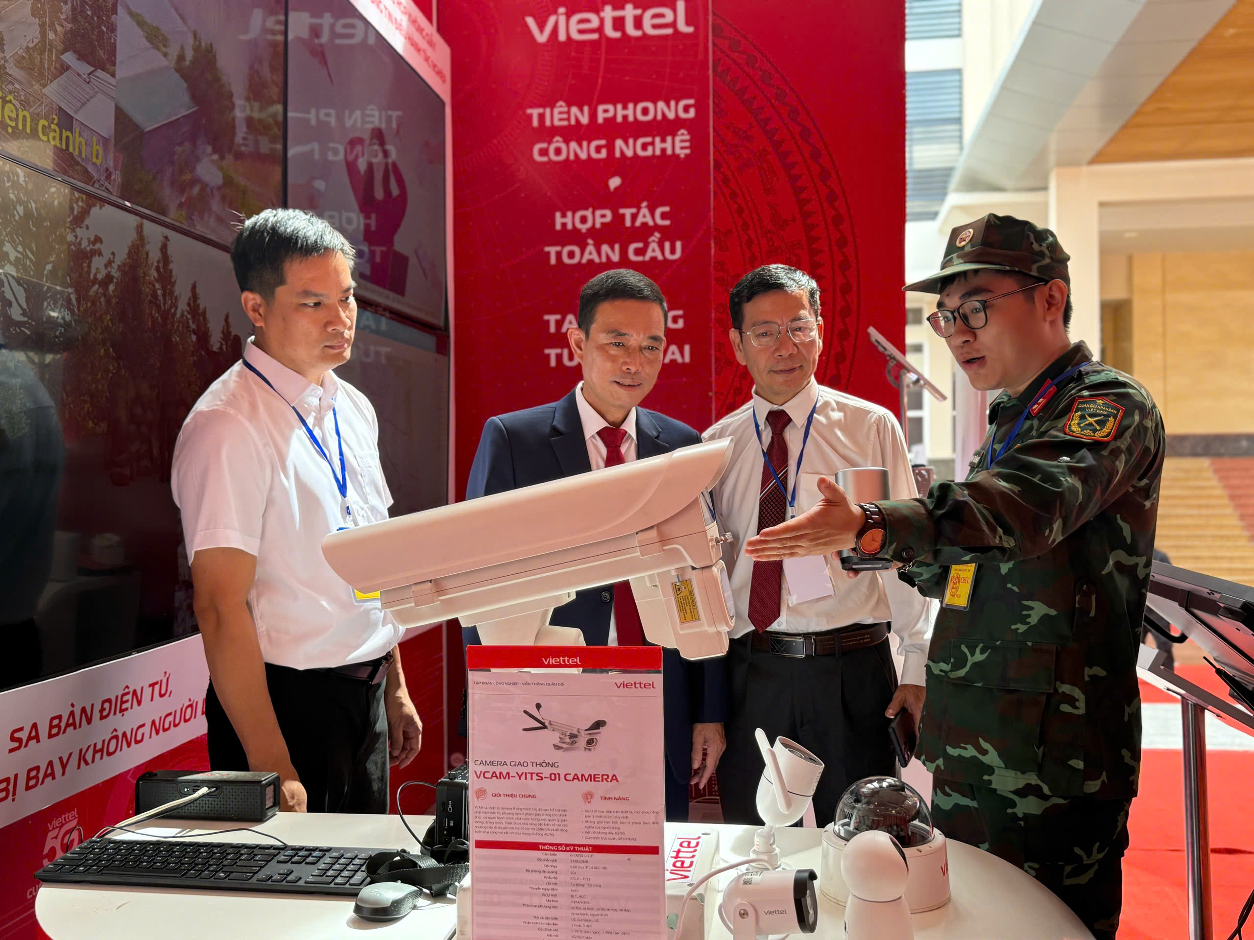 Đắk Lắk tập trung phổ cập kỹ năng số toàn dân, phấn đấu đưa kinh tế số chiếm 30% GDP vào năm 2035