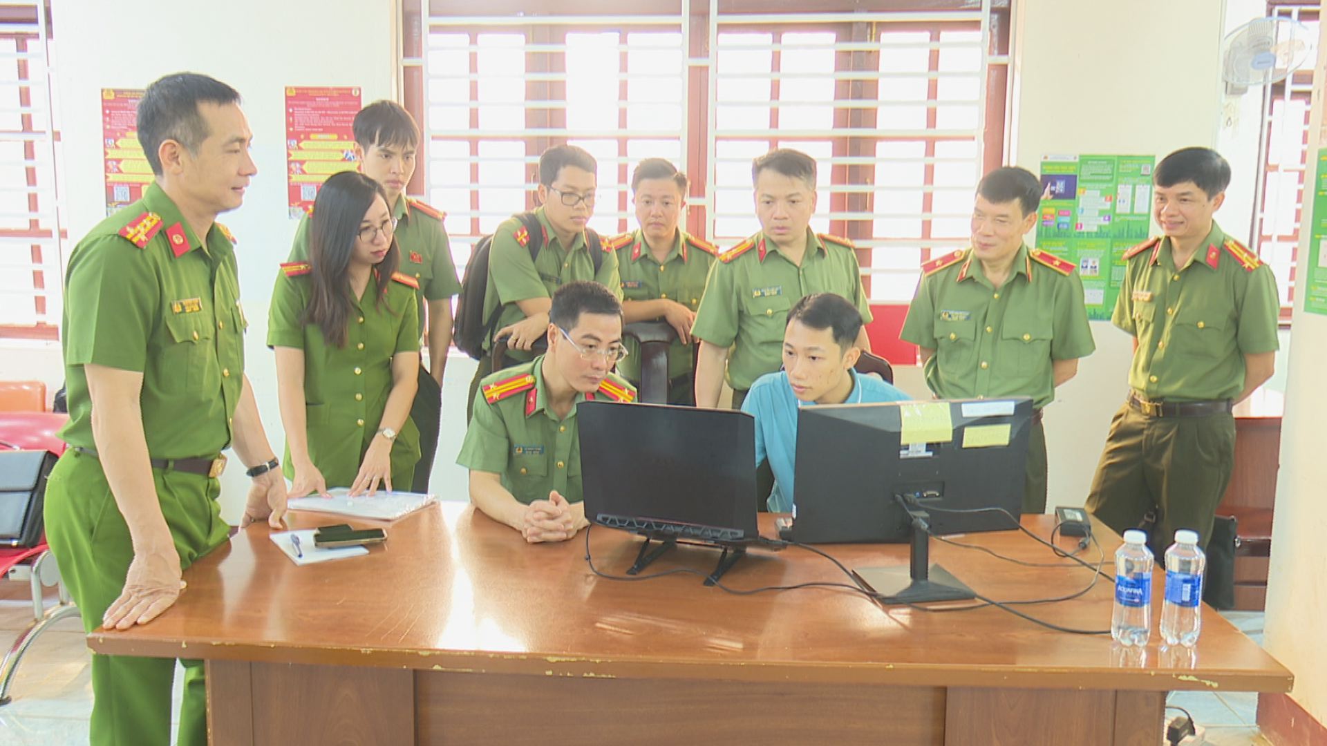 Triển khai ứng dụng trí tuệ nhân tạo (AI) hỗ trợ người dân làm hộ chiếu
