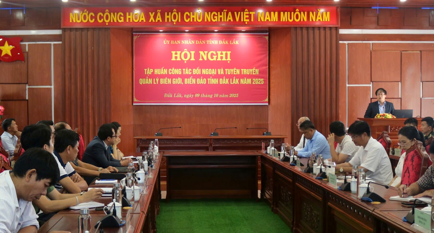 Tập huấn công tác đối ngoại và tuyên truyền biên giới biển đảo cho các đại biểu phía Đông tỉnh