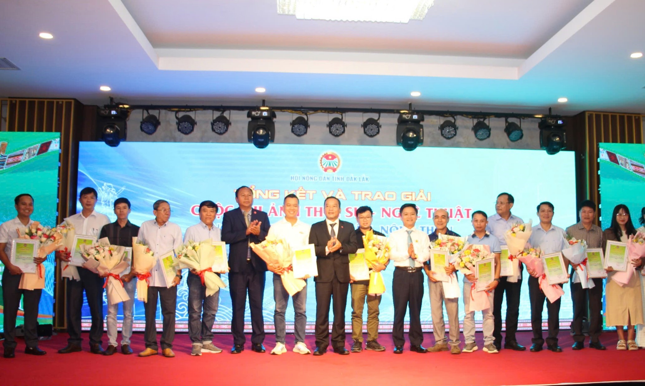 Trao giải Cuộc thi ảnh “Nông nghiệp – Nông dân – Nông thôn Đắk Lắk” năm 2025