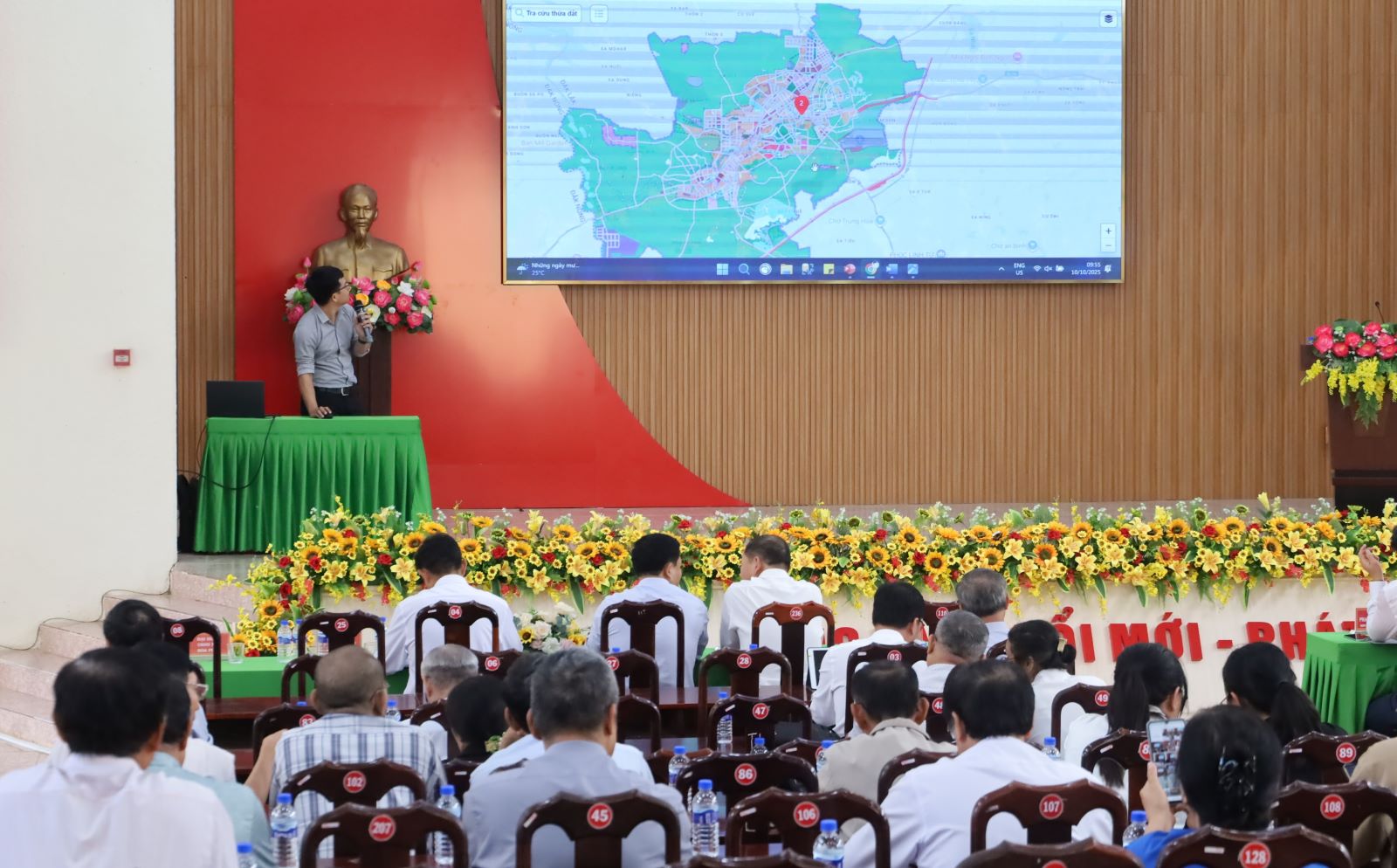 Công bố Ứng dụng Hệ thống cung cấp thông tin quy hoạch đô thị và cấp phép xây dựng