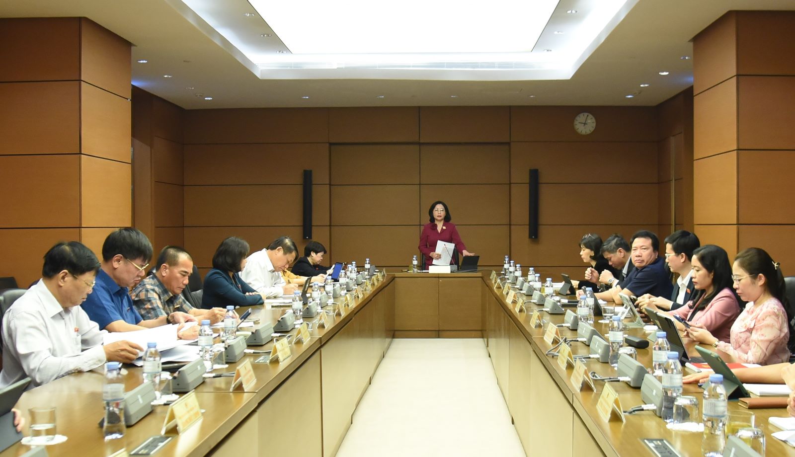 Đoàn đại biểu Quốc hội tỉnh Đắk Lắk góp ý dự thảo luật về dân số, phòng bệnh, báo chí, phá sản và bảo hiểm tiền gửi