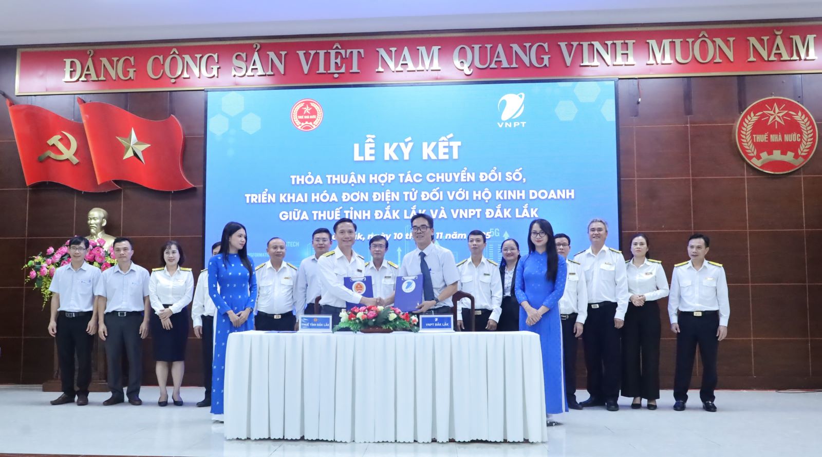 Ký kết thỏa thuận hợp tác chuyển đổi số, triển khai hóa đơn điện tử đối với hộ kinh doanh