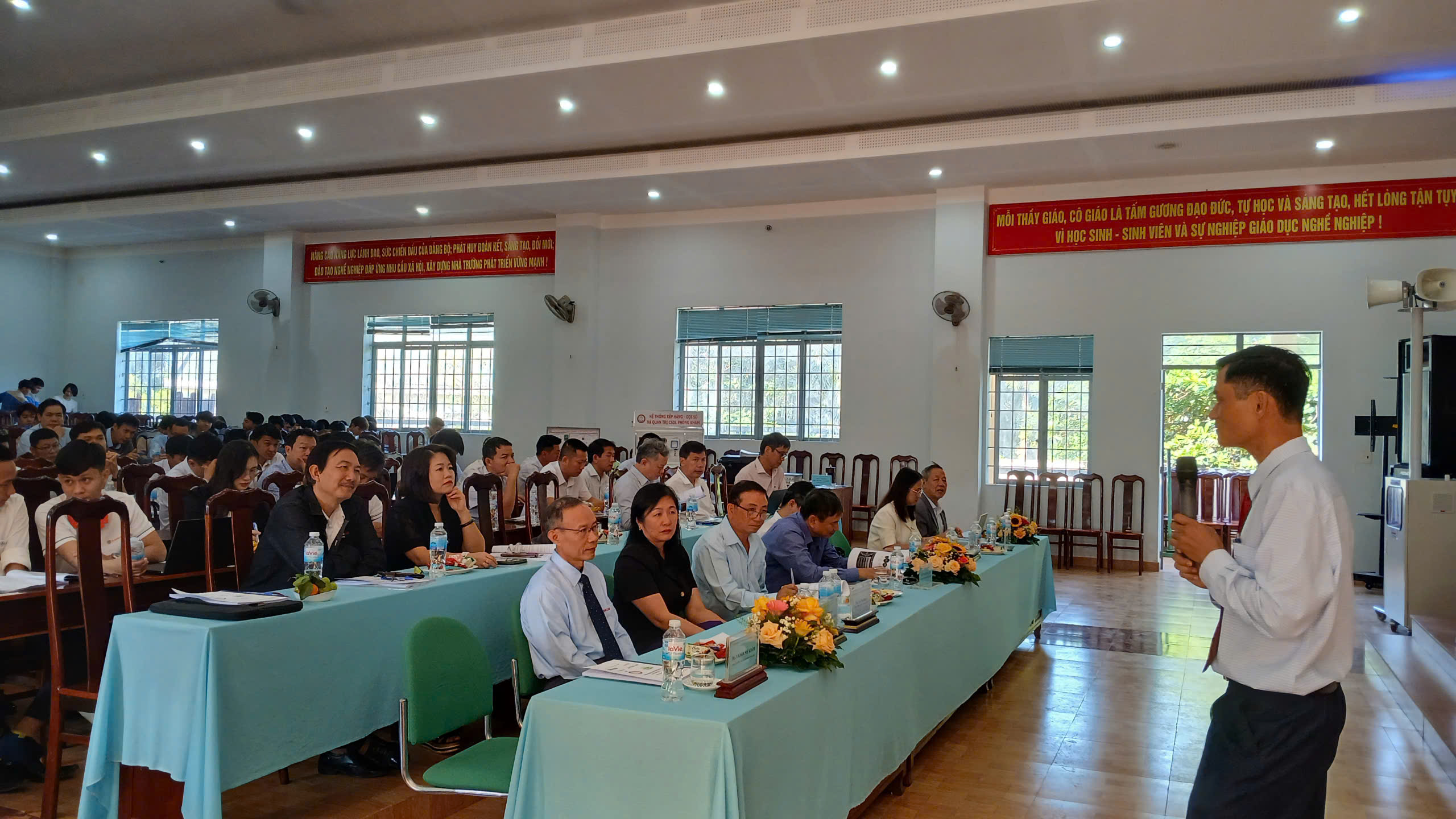 Hội thảo khoa học “Tự động hóa trong biến đổi điện năng”