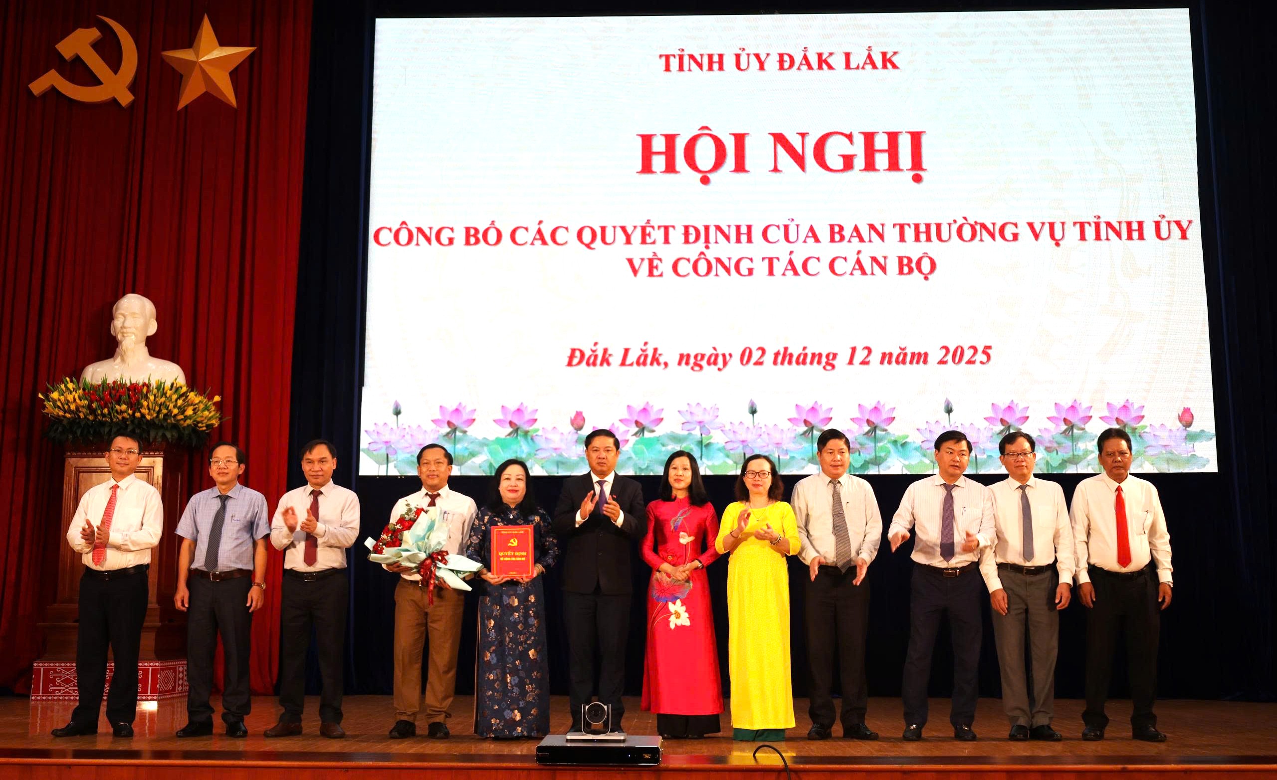 Tỉnh ủy công bố các Quyết định về công tác cán bộ tại Đảng ủy các cơ quan Đảng tỉnh và Đảng ủy UBND tỉnh nhiệm kỳ 2025-2030