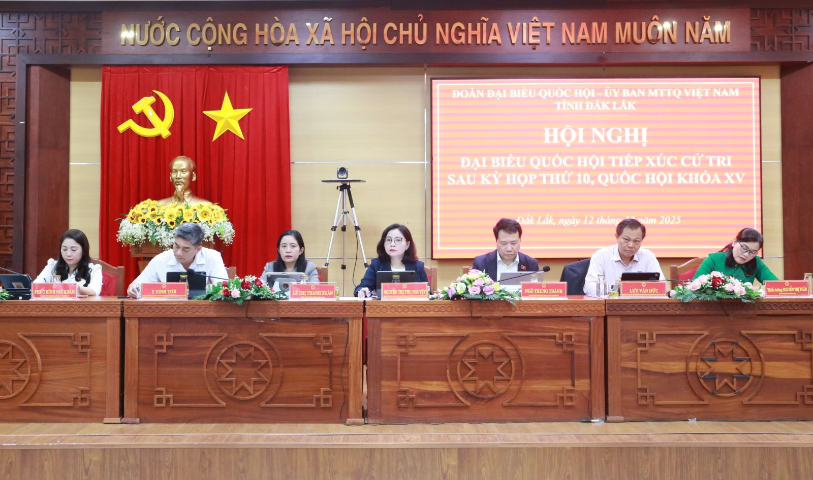 Đoàn đại biểu Quốc hội tỉnh Đắk Lắk tiếp xúc cử tri sau Kỳ họp thứ 10, Quốc hội khóa XV