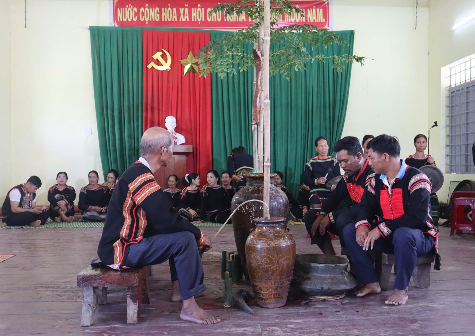 Phục dựng nghi lễ mừng thọ người M’nông ở buôn M’liêng, xã Đắk Liêng