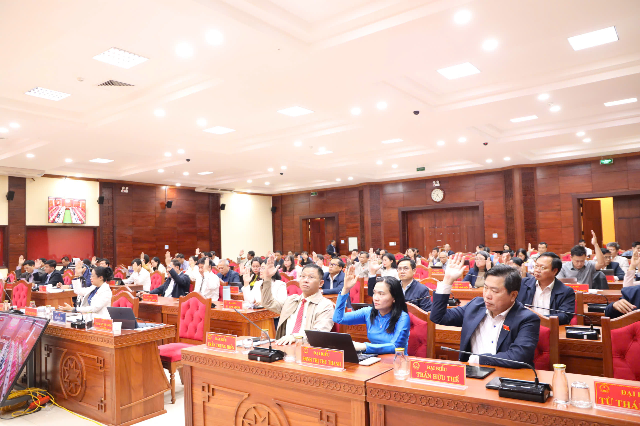 Kỳ họp thường lệ cuối năm 2025 (Kỳ họp thứ Hai), HĐND tỉnh khóa X, nhiệm kỳ 2021 – 2026 diễn ra vào ngày 23 và 24/12