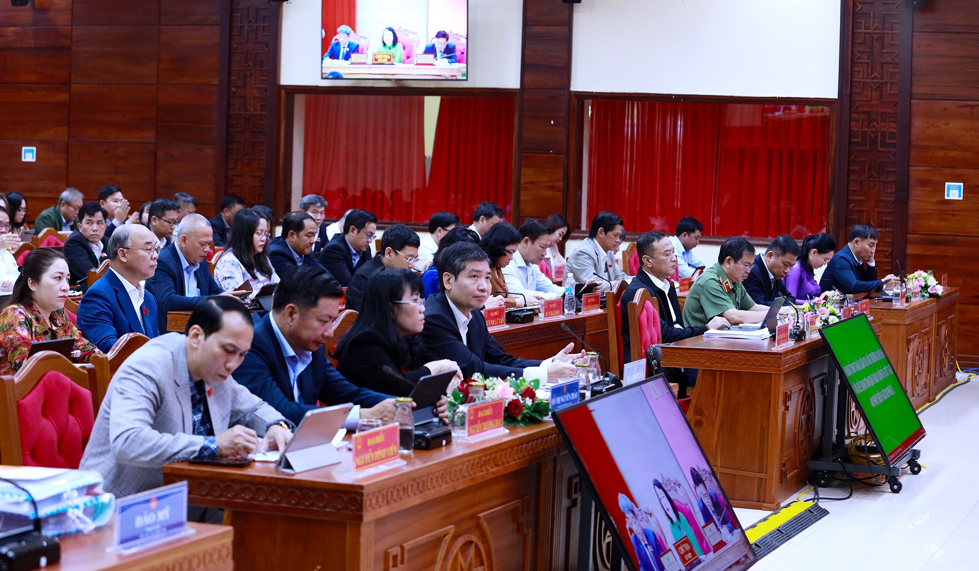 Sôi nổi phiên chất vấn và trả lời chất vấn tại Kỳ họp thứ Hai, HĐND tỉnh Đắk Lắk khóa X, nhiệm kỳ 2021–2026