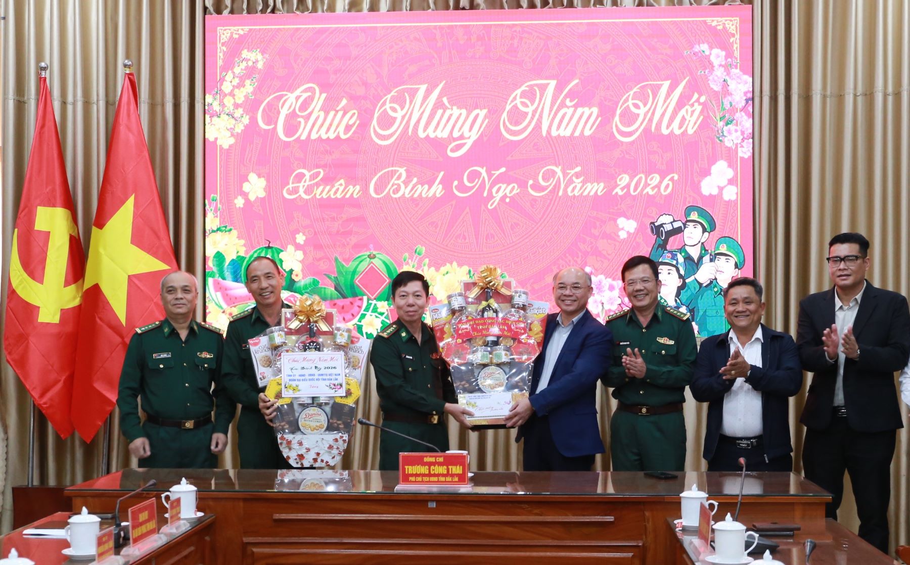 Phó Chủ tịch UBND tỉnh Đắk Lắk Trương Công Thái thăm, chúc Tết các đơn vị, cá nhân