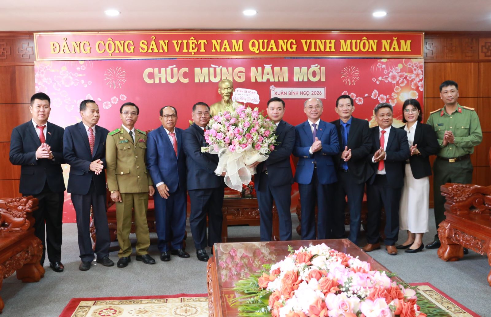 Đoàn công tác của tỉnh Sekong thăm và chúc Tết cổ truyền tại tỉnh Đắk Lắk