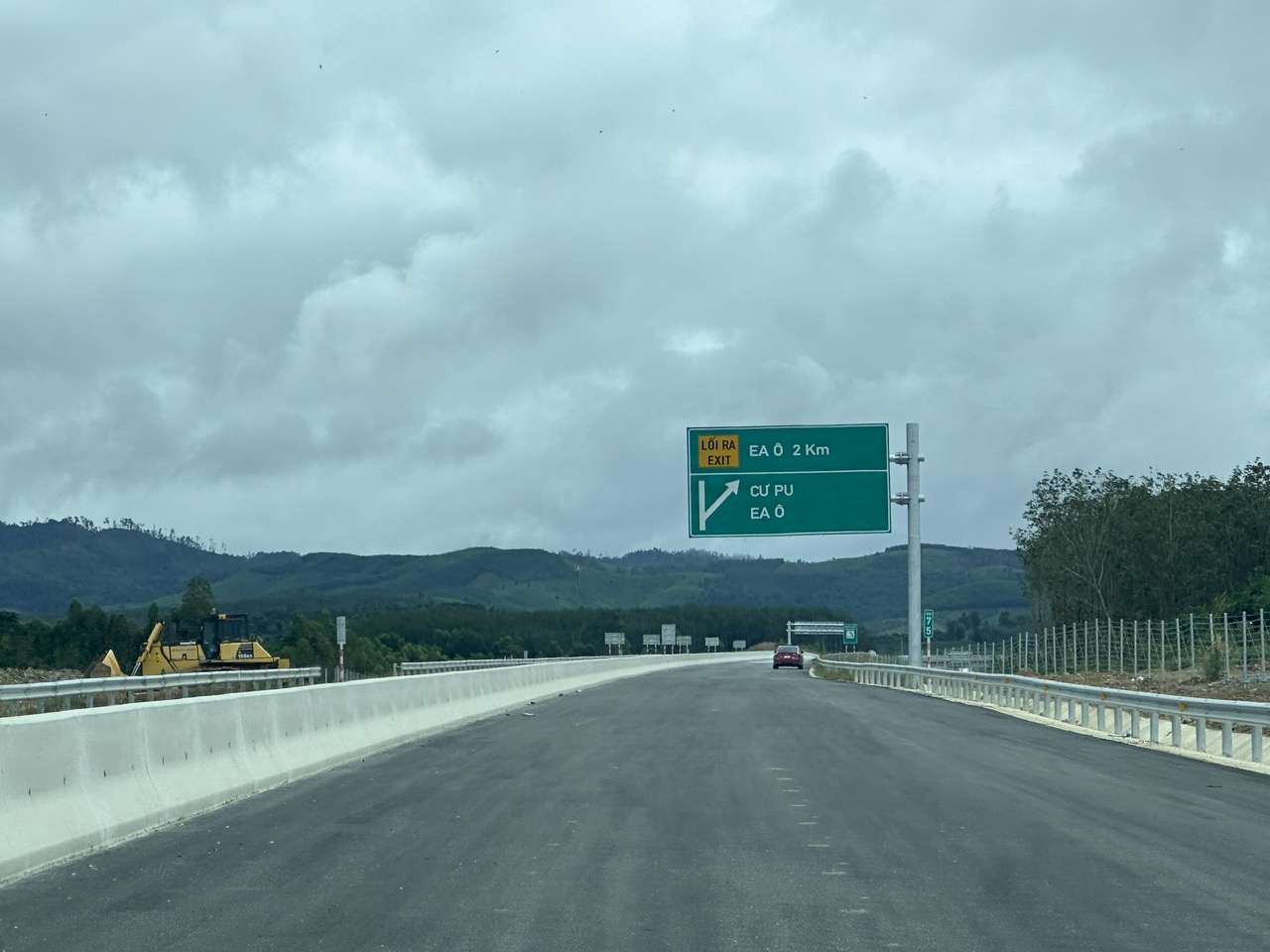 Cảnh báo mất an toàn giao thông trên cao tốc Khánh Hòa - Buôn Ma Thuột đang thi công dịp Tết 2026