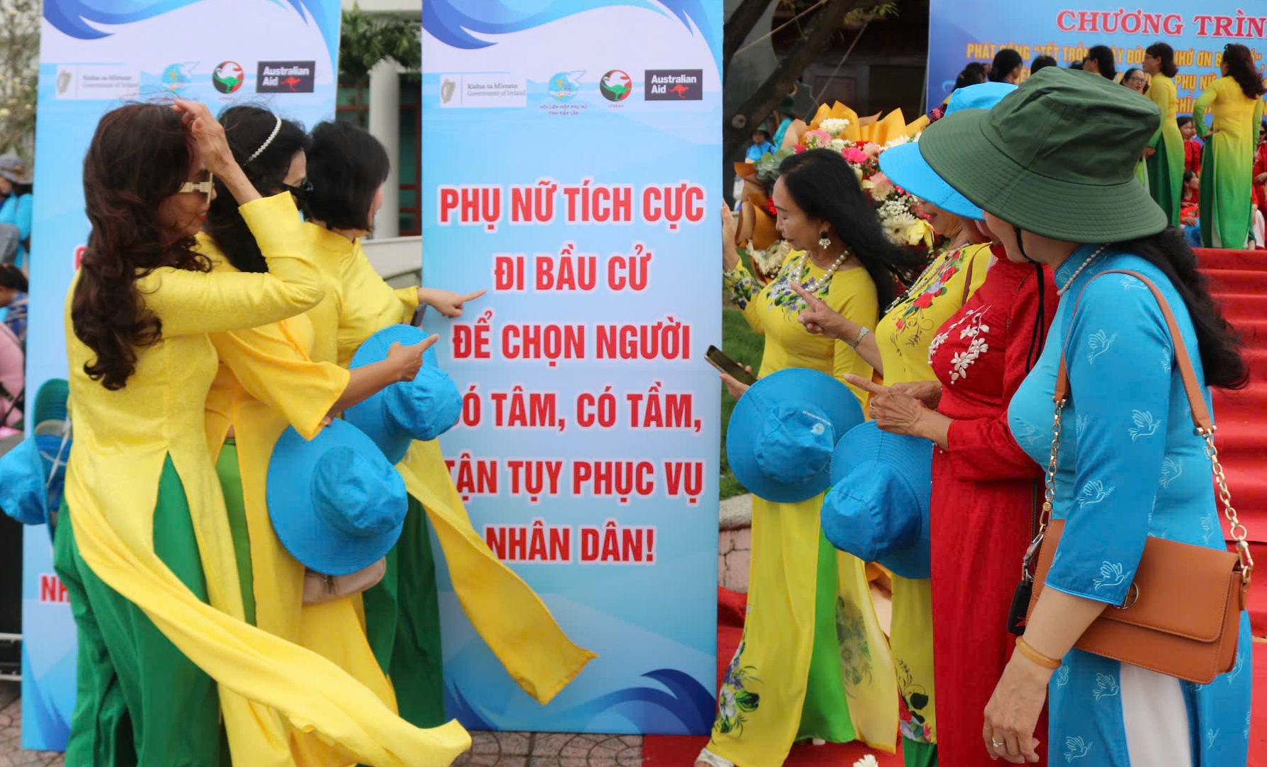 Tăng cường truyền thông, ủng hộ nữ ứng cử viên tham gia bầu cử