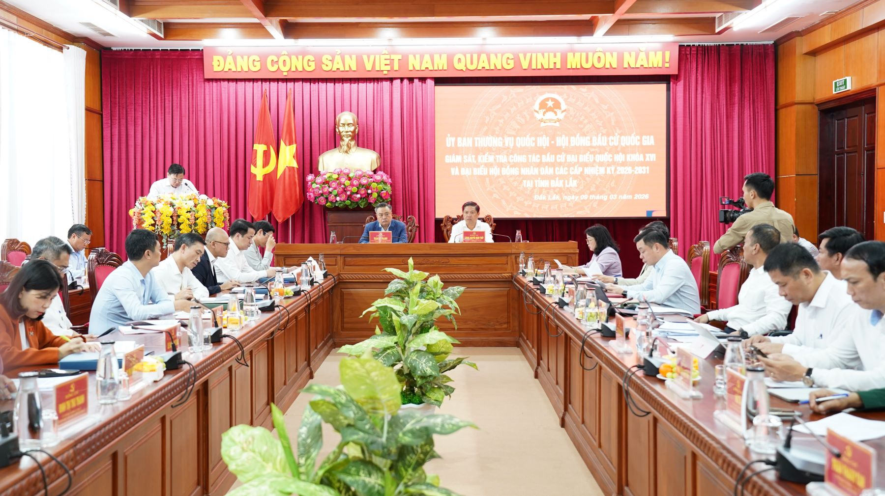 Đoàn công tác của Ủy ban Thường vụ Quốc hội, Hội đồng Bầu cử quốc gia làm việc với tỉnh Đắk Lắk về công tác chuẩn bị bầu cử