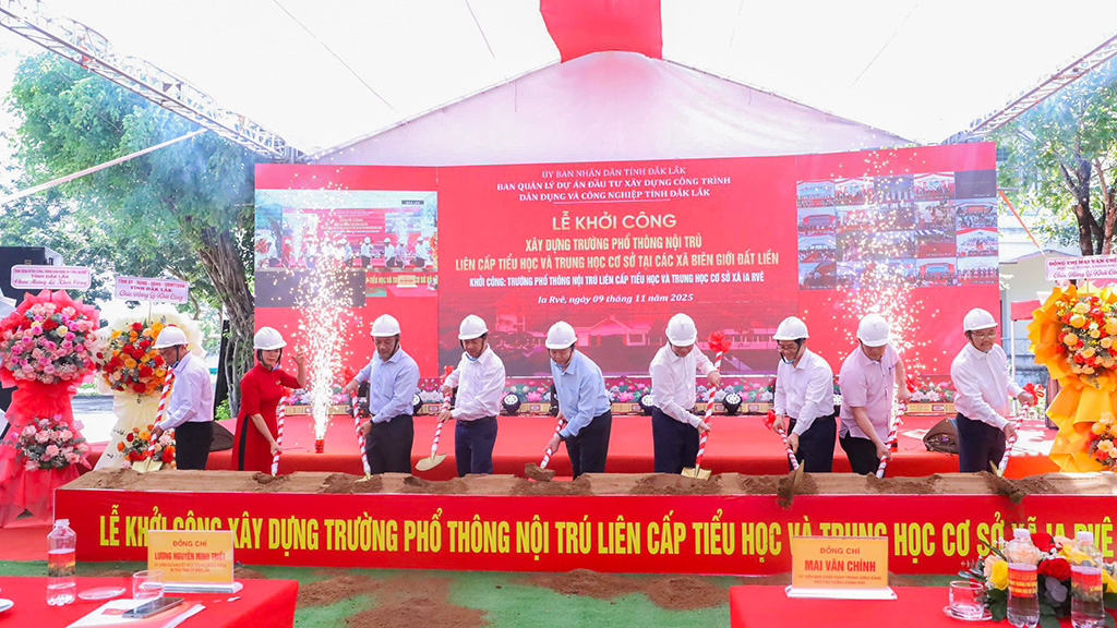 Kế hoạch tổ chức Lễ động thổ xây dựng Trường phổ thông nội trú liên cấp tiểu học và trung học cơ sở tại xã Ea Bung