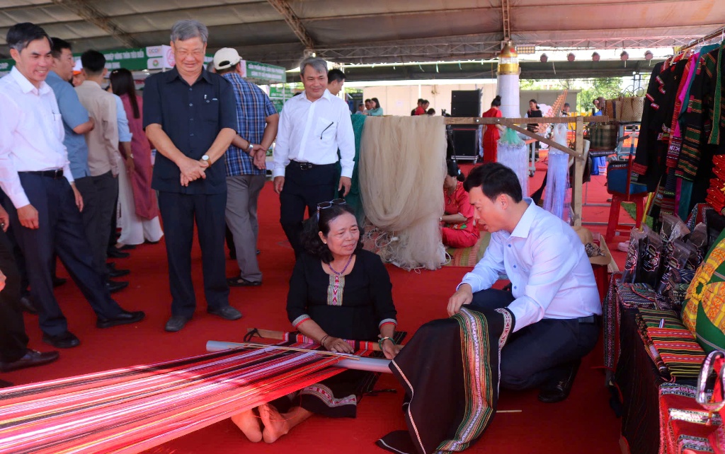 Khai mạc Hội chợ Thương mại, Du lịch, giới thiệu sản phẩm đặc trưng tỉnh Đắk Lắk năm 2026