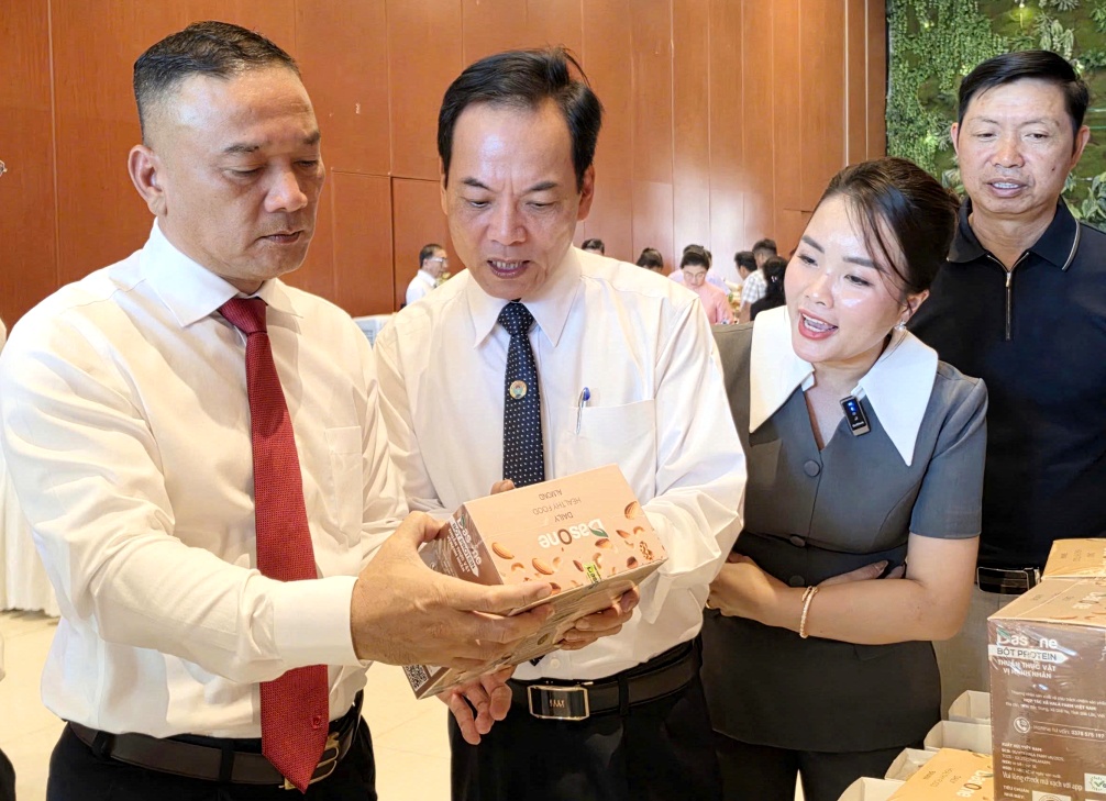 Kỷ niệm 80 năm Ngày Hợp tác xã Việt Nam