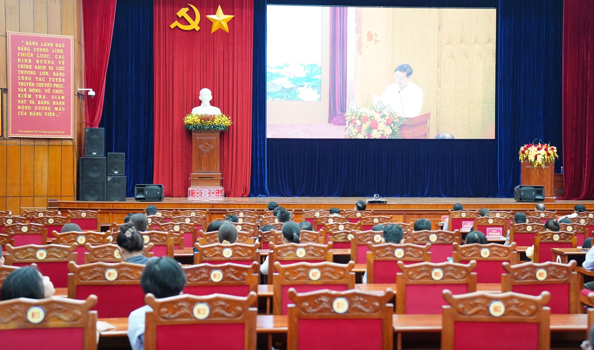 Triển khai Nghị quyết Đại hội XIV của Đảng cho các cơ quan báo chí, xuất bản và đại biểu văn nghệ sĩ, trí thức