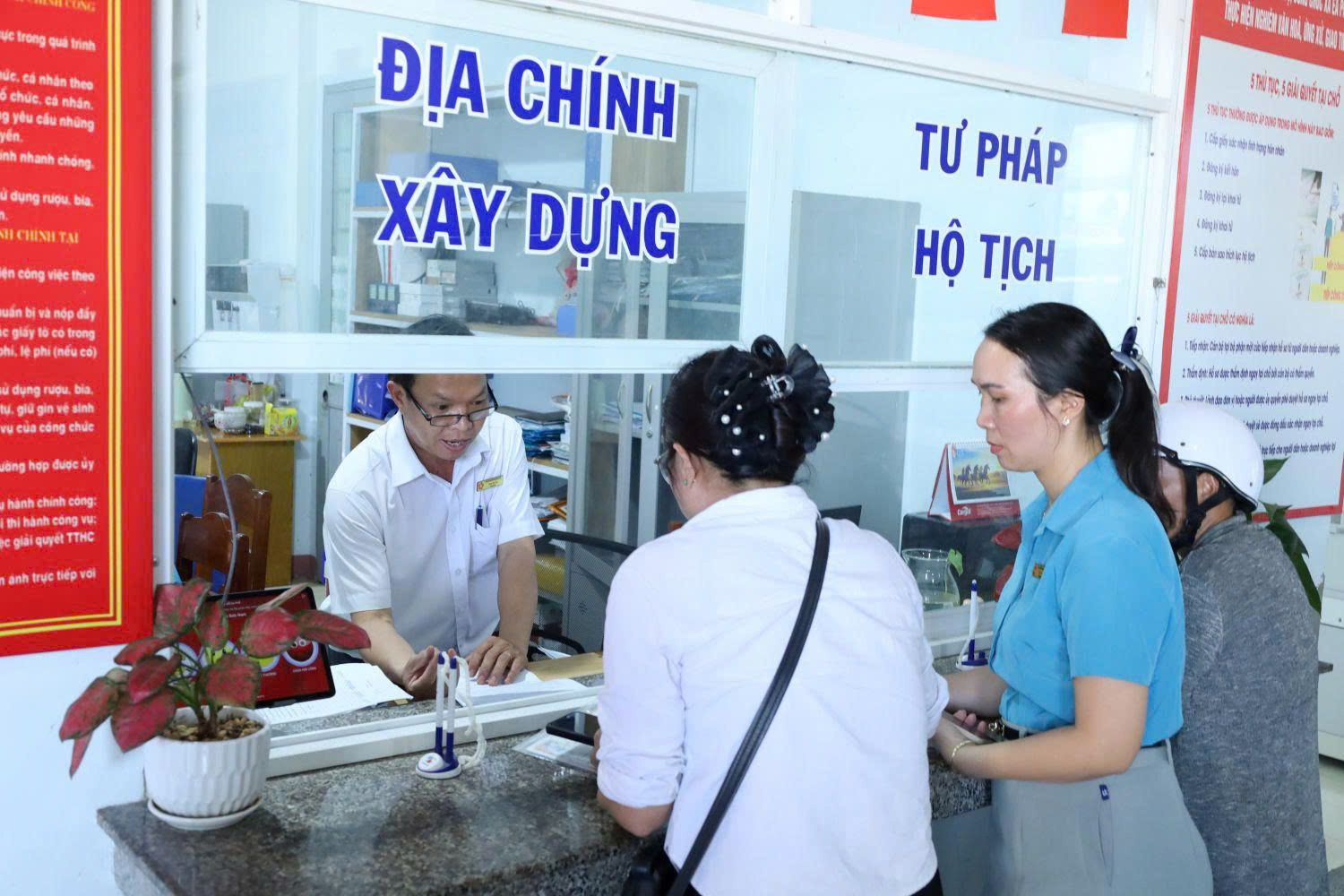 Xã Ea Phê "luồng gió mới" từ mô hình hành chính số gắn kết lòng dân