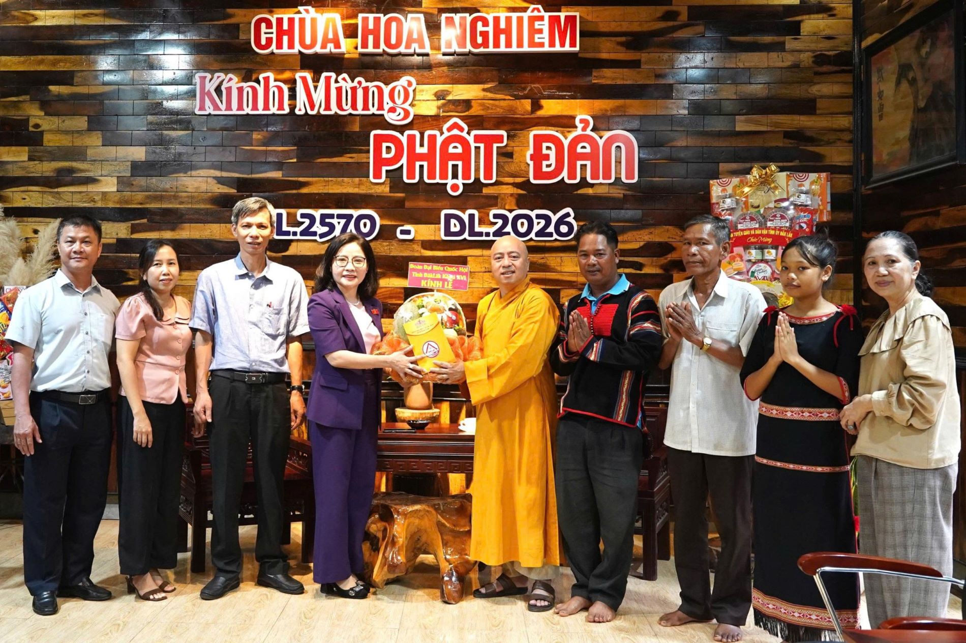 Đoàn đại biểu Quốc hội tỉnh Đắk Lắk thăm, chúc mừng các cơ sở Phật giáo nhân dịp Đại lễ Phật đản 2026