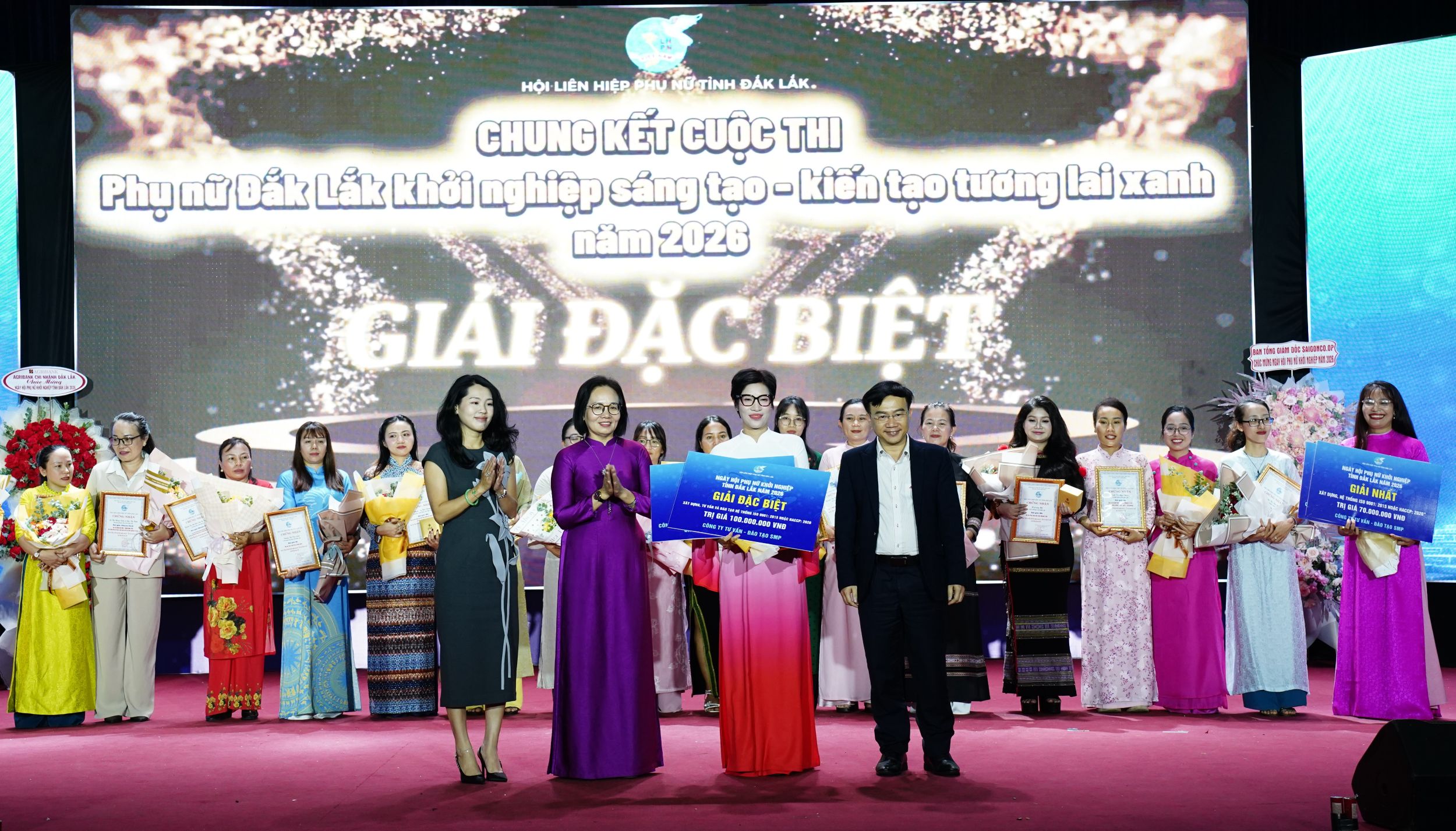 Thí sinh Trần Thị Thơm đạt giải Đặc biệt Cuộc thi Phụ nữ Đắk Lắk khởi nghiệp năm 2026