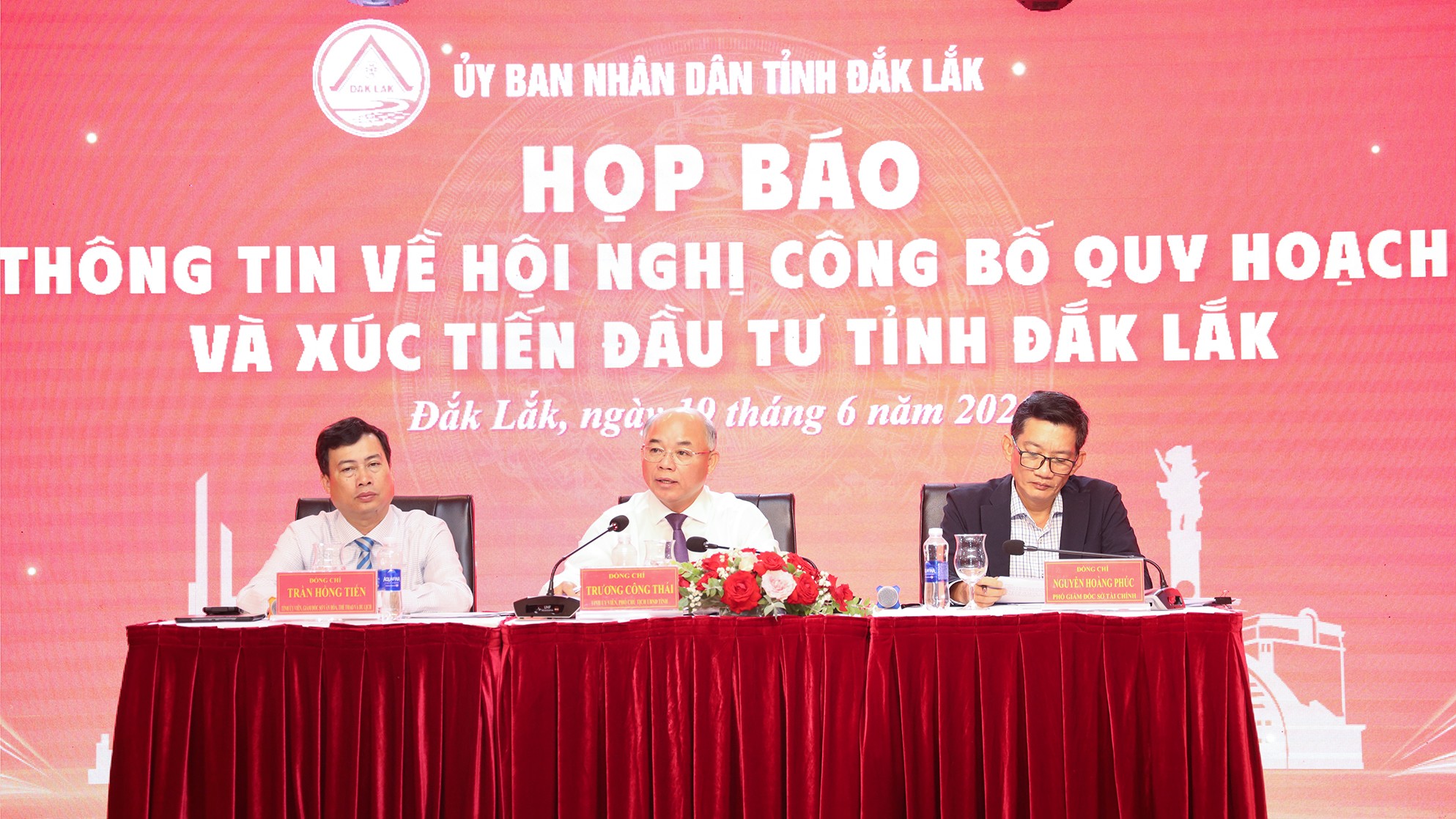 Họp báo thông tin về Hội nghị Công bố Quy hoạch và Xúc tiến đầu tư tỉnh Đắk Lắk