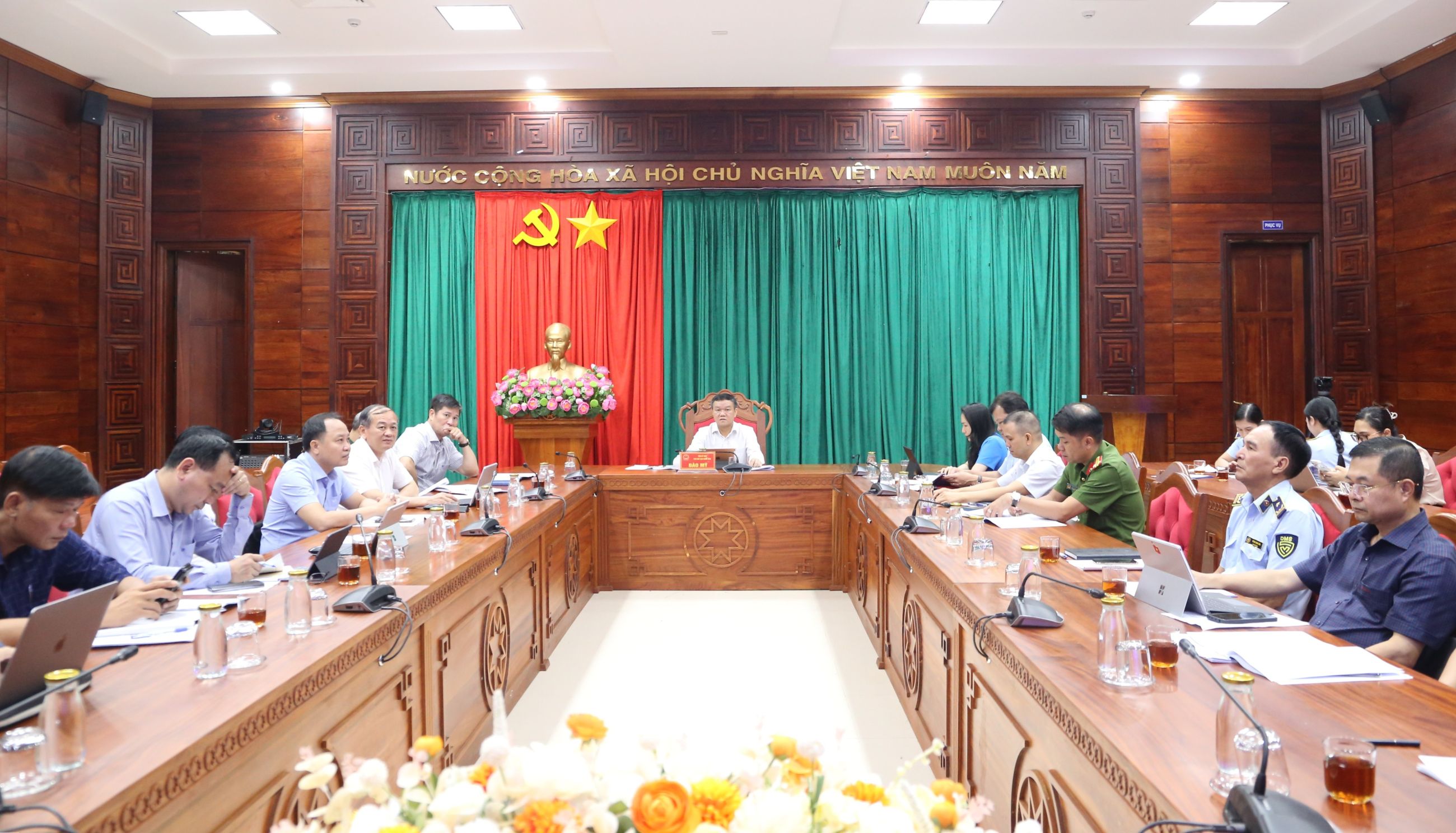 Tăng cường đấu tranh chống buôn lậu, gian lận thương mại và hàng giả