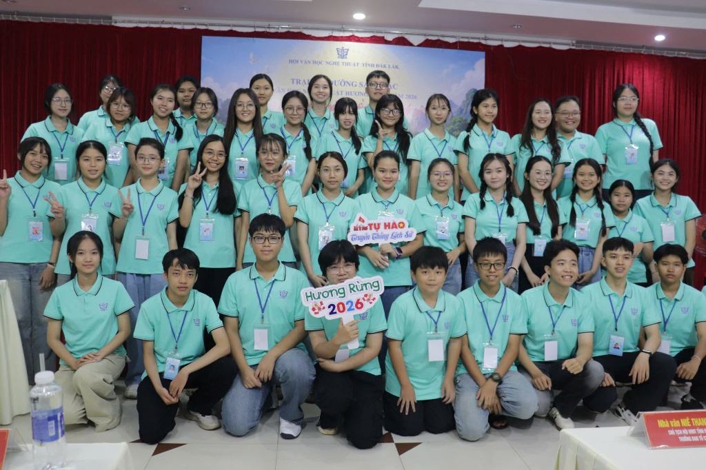 Khai mạc Trại bồi dưỡng sáng tác Văn học nghệ thuật Hương Rừng năm 2026