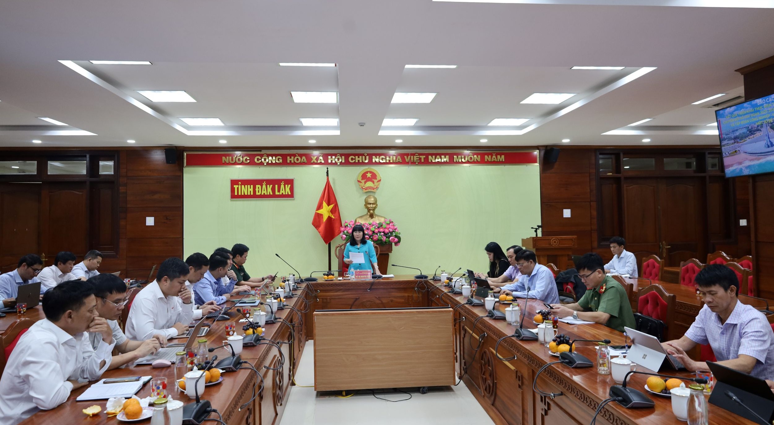 Đắk Lắk tiếp tục hợp tác với Viettel giải quyết 8 bài toán lớn về chuyển đổi số