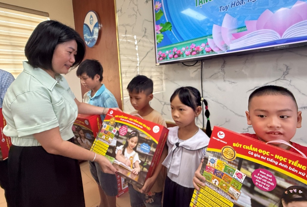 Tổ chức Chương trình Cùng con đến trường năm học 2026 - 2027