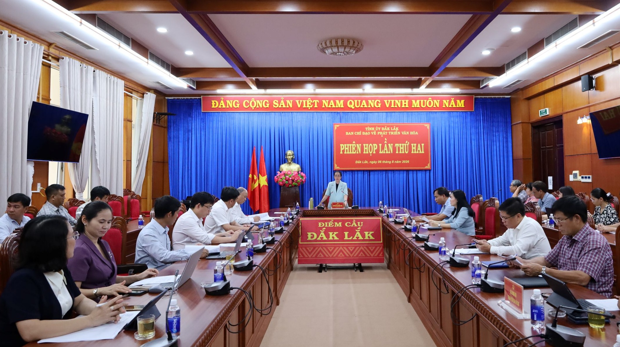 Khẩn trương hoàn thành các mục tiêu còn lại của Chương trình hành động số 14 của Tỉnh ủy về phát triển văn hóa