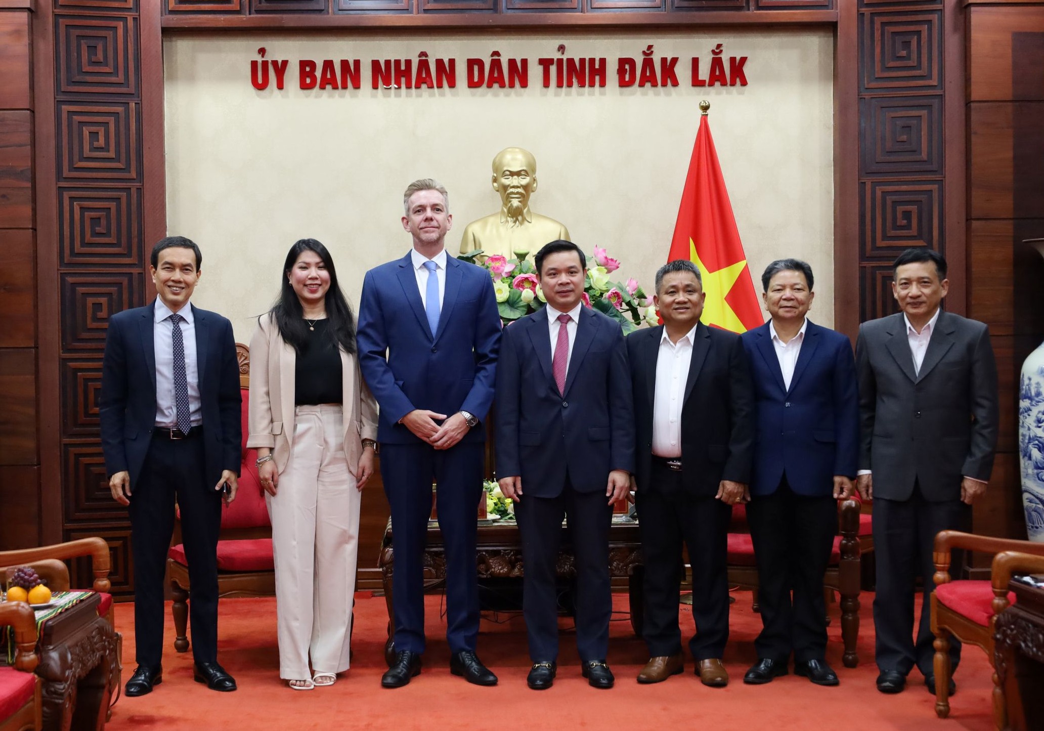 Đắk Lắk xúc tiến quảng bá cà phê, văn hóa và du lịch trên nền tảng Warner Bros. Discovery