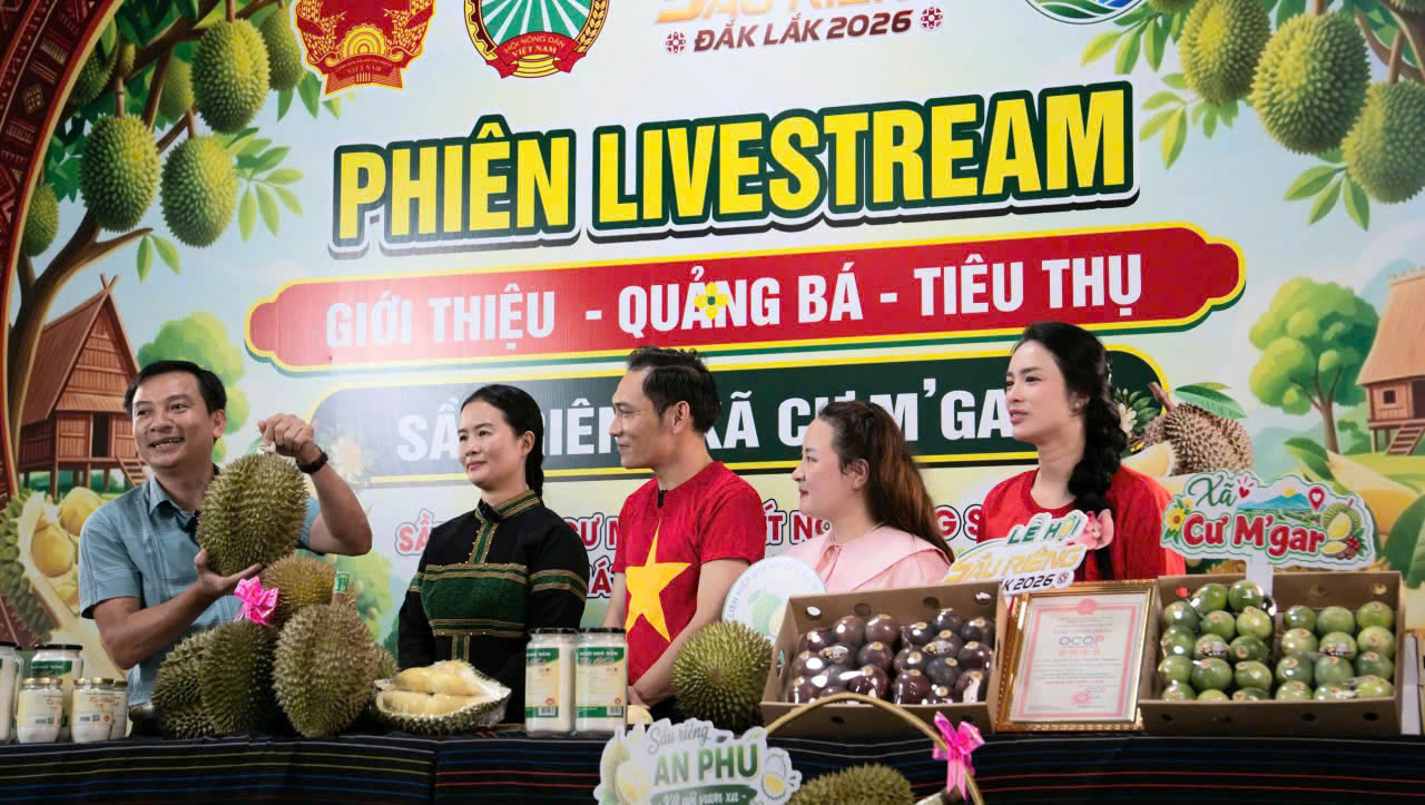 Sầu riêng Đắk Lắk “chốt đơn” hơn 2,8 tỷ đồng qua livestream