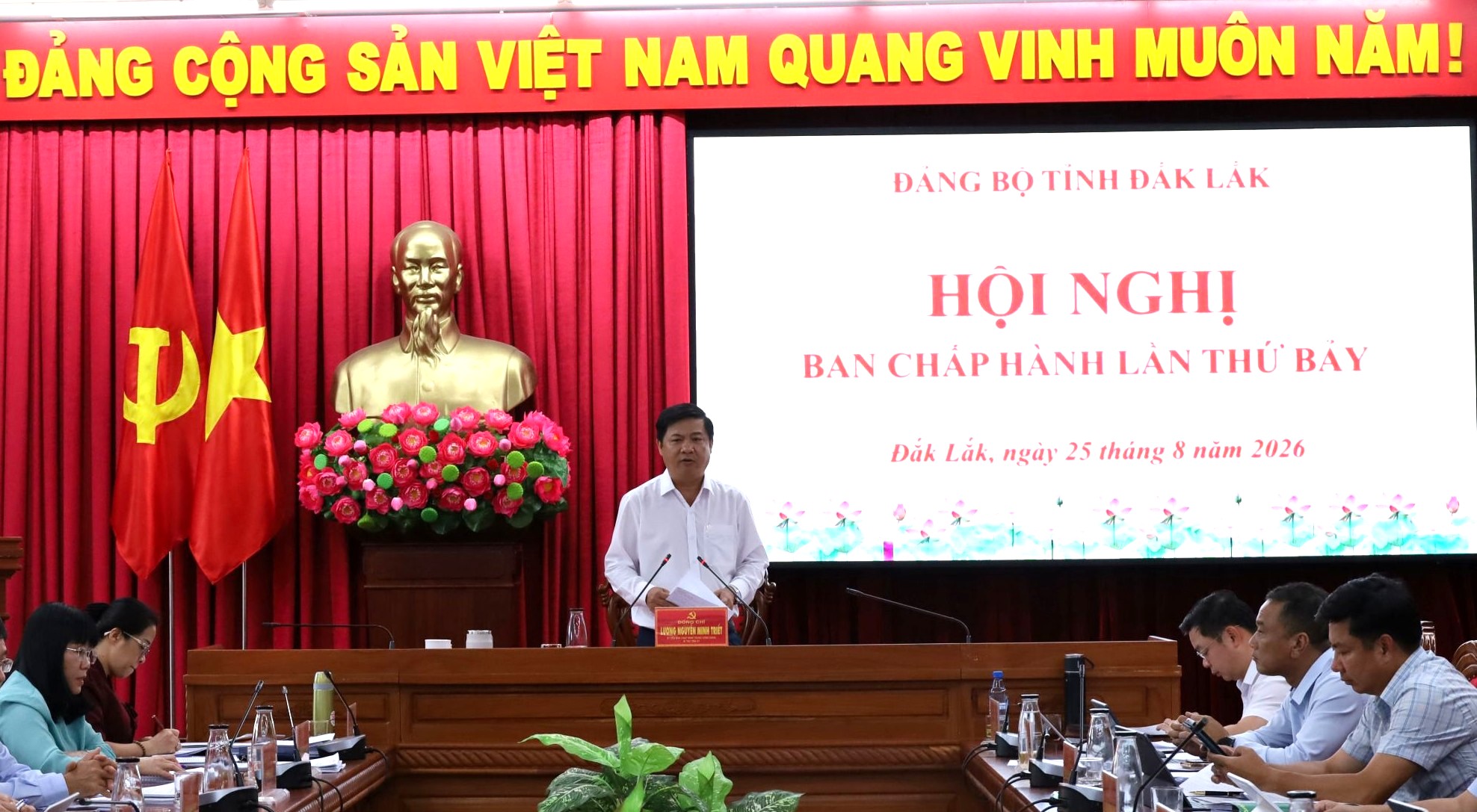 Tỉnh ủy thông qua 3 đề án thành lập Đảng bộ Mặt trận Tổ Quốc, các đoàn thể tỉnh, Đảng ủy HĐND tỉnh và chuyển giao công tác dân vận