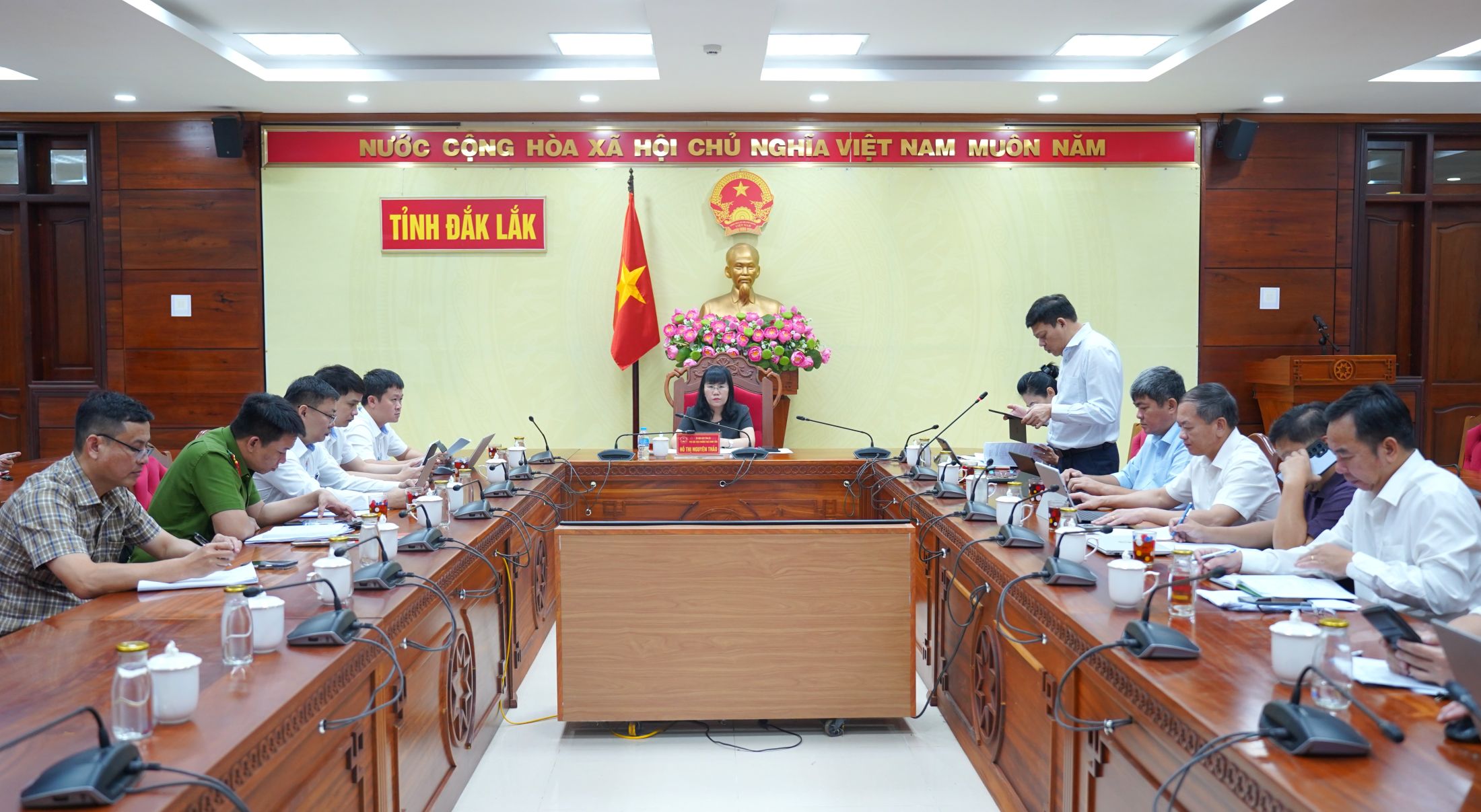 UBND tỉnh Đắk Lắk làm việc với MobiFone Đắk Lắk về triển khai thỏa thuận hợp tác chuyển đổi số
