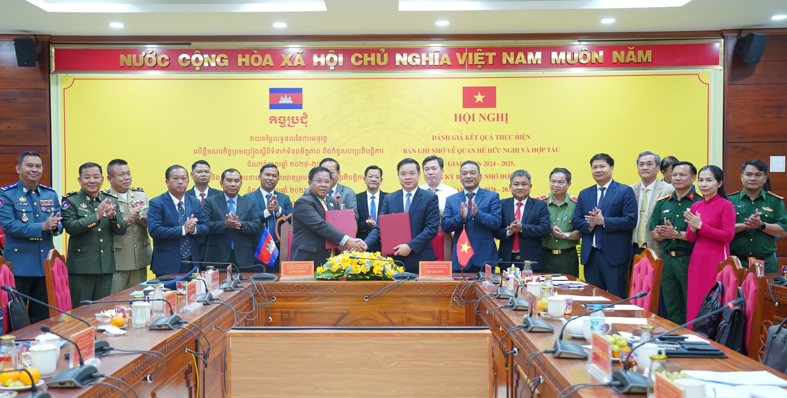UBND tỉnh Đắk Lắk và Ủy ban Chính quyền tỉnh Mondulkiri ký kết ghi nhớ hợp tác giai đoạn 2026-2030