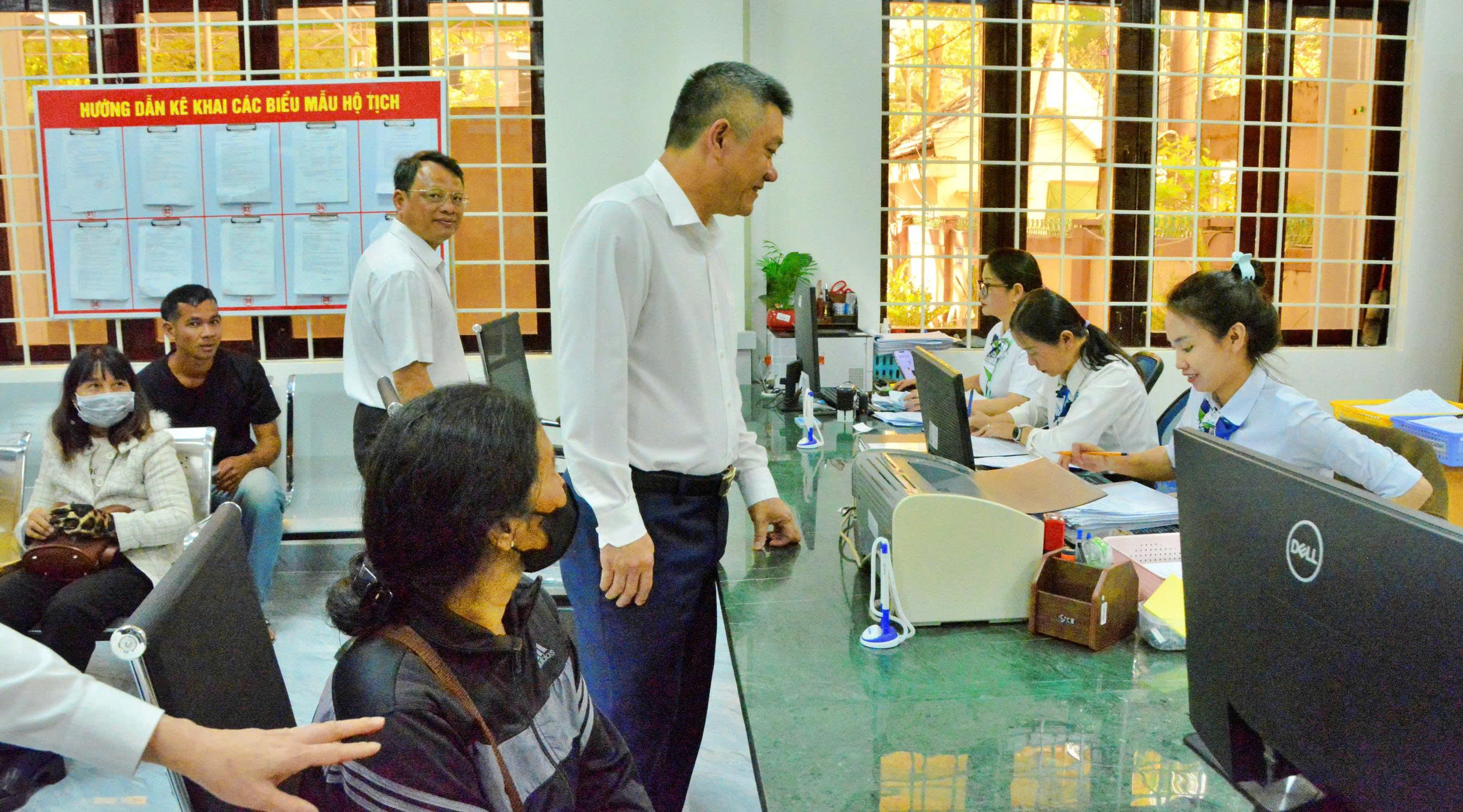 Phường Buôn Ma Thuột: Lấy công nghệ số làm “đòn bẩy” phục vụ nhân dân
