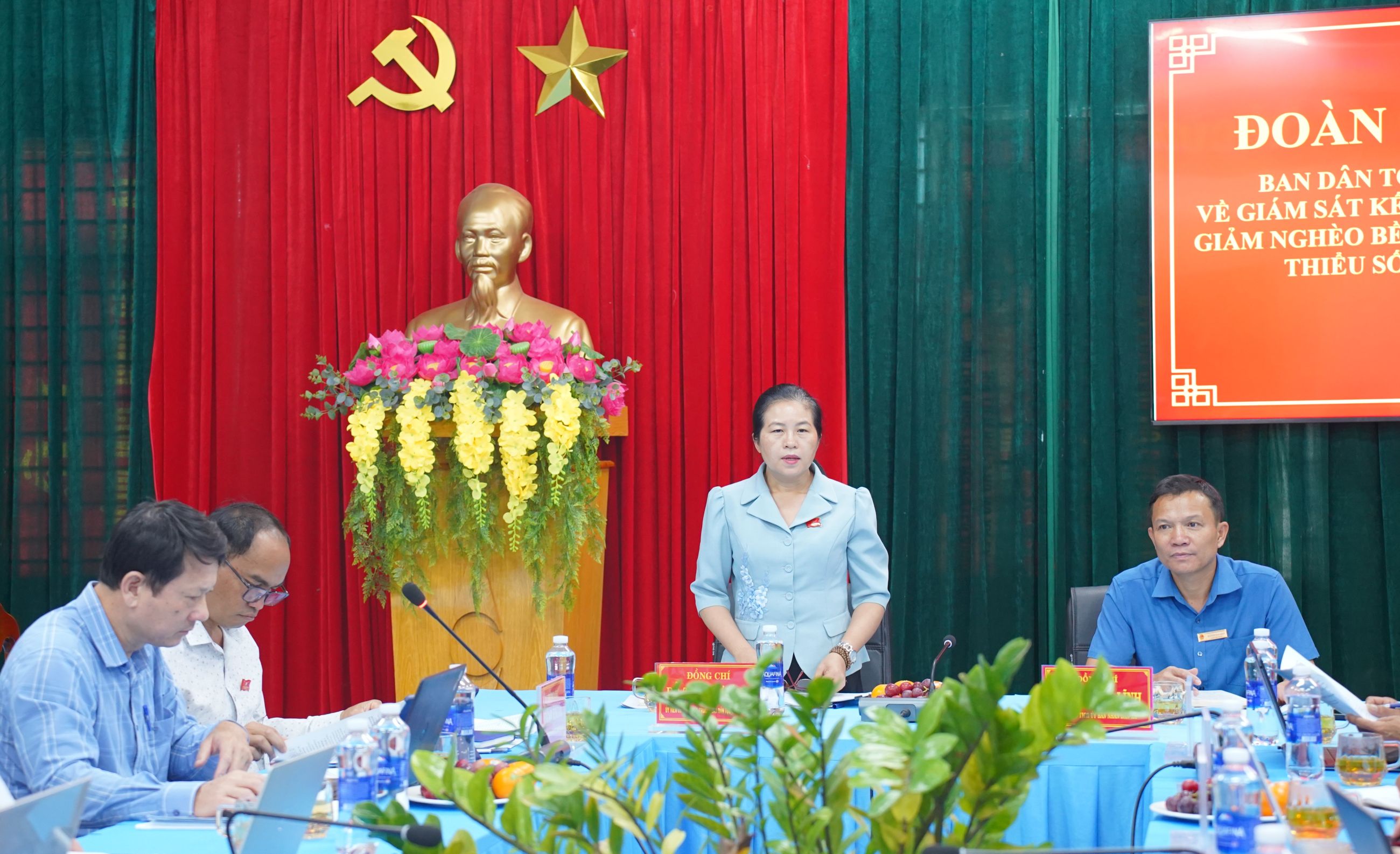 Giám sát kết quả thực hiện công tác giảm nghèo bền vững vùng đồng bào dân tộc thiểu số tại xã Hòa Sơn