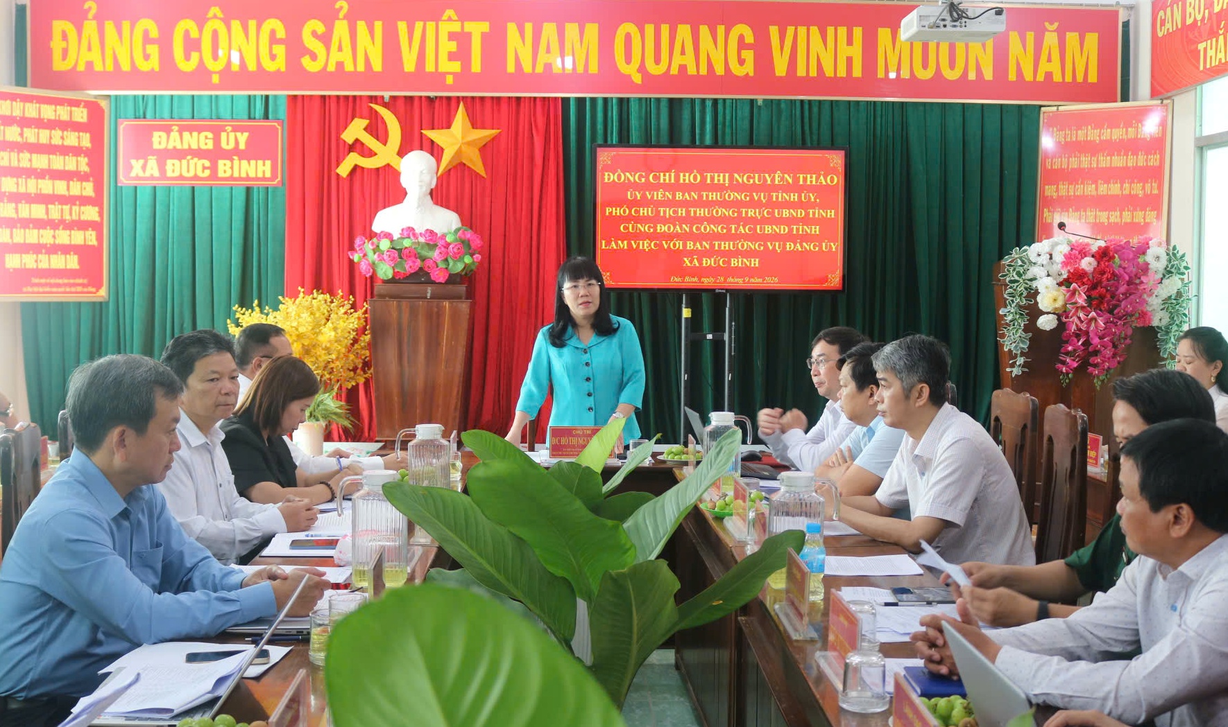 Phó Chủ tịch Thường trực UBND tỉnh Hồ Thị Nguyên Thảo làm việc với Ban Thường vụ Đảng ủy xã Đức Bình