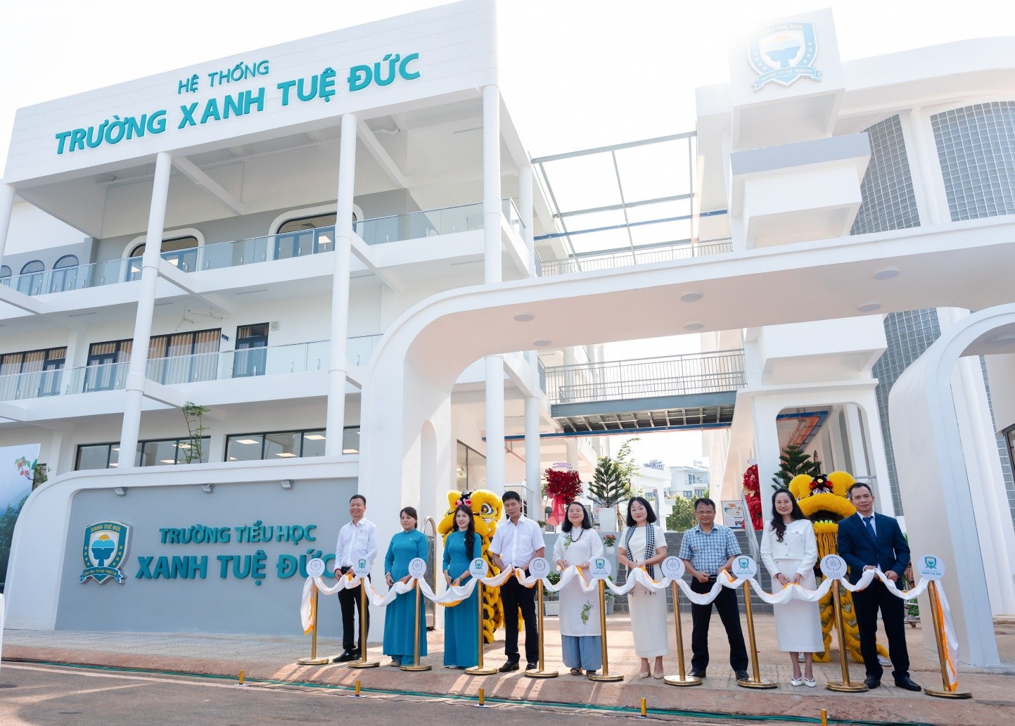 Khánh thành cùng lúc hai trường học tiêu chuẩn quốc tế tại Thành Phố Cà Phê