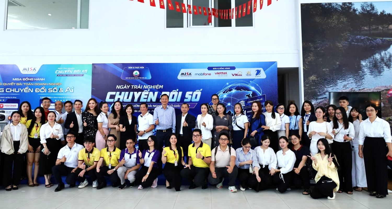 Khởi động chương trình “Uống cà phê – Trải nghiệm chuyển đổi số” cho doanh nghiệp