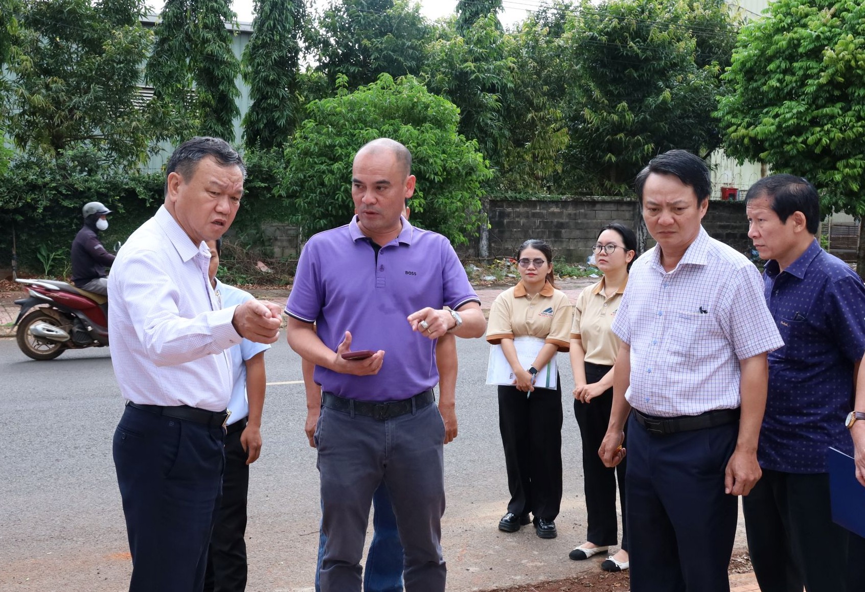 Phó Chủ tịch UBND tỉnh Đào Mỹ yêu cầu rà soát công tác quản lý đất đai, khẩn trương xử lý các tồn tại về môi trường tại Cụm Công nghiệp Tân An