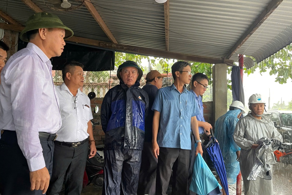 Phó Chủ tịch UBND tỉnh Đào Mỹ kiểm tra tiến độ giải phóng mặt bằng Dự án tuyến đường bộ ven biển