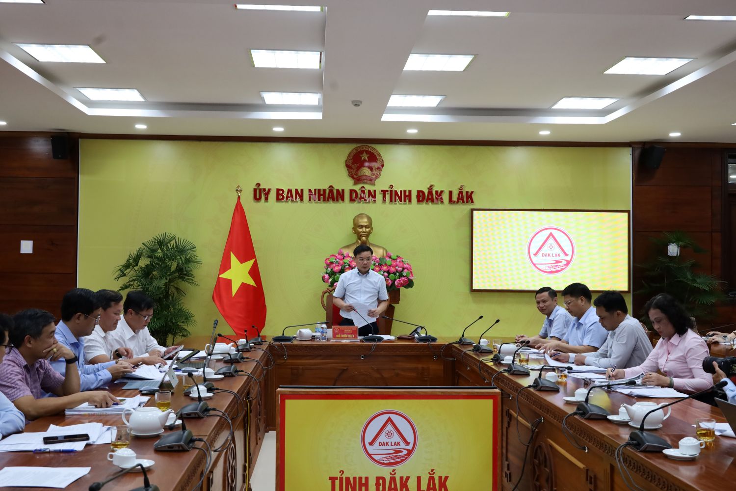 Đẩy nhanh tiến độ xử lý tài sản công dôi dư và thu tiền sử dụng đất năm 2026