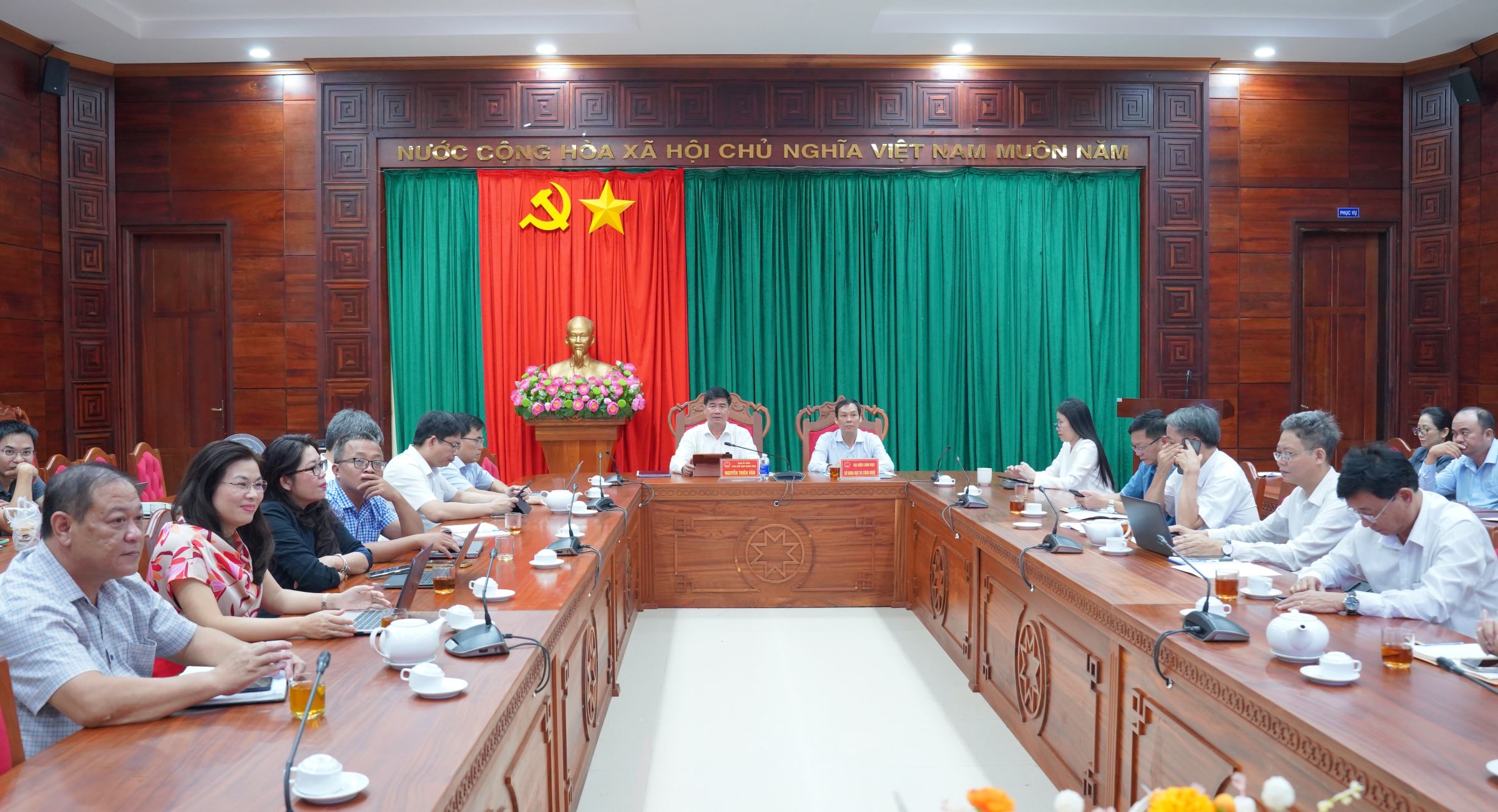 Thúc đẩy liên kết viện, trường với doanh nghiệp trong nghiên cứu, phát triển khoa học và công nghệ