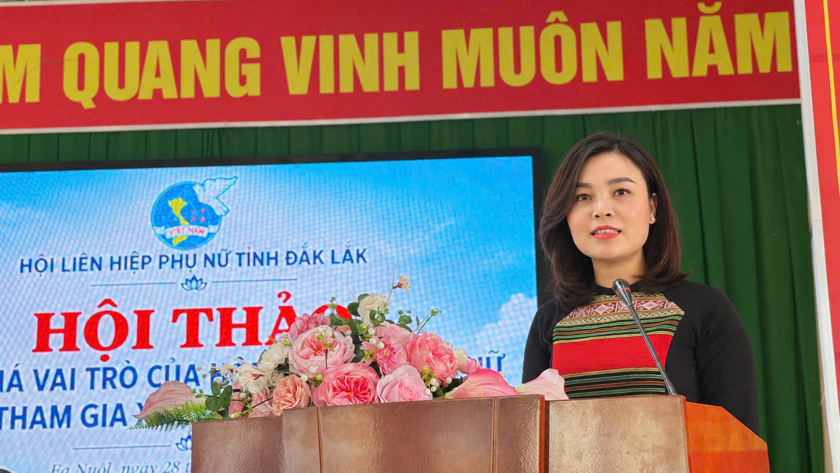Khơi dậy sức mạnh phụ nữ trong xây dựng nông thôn mới
